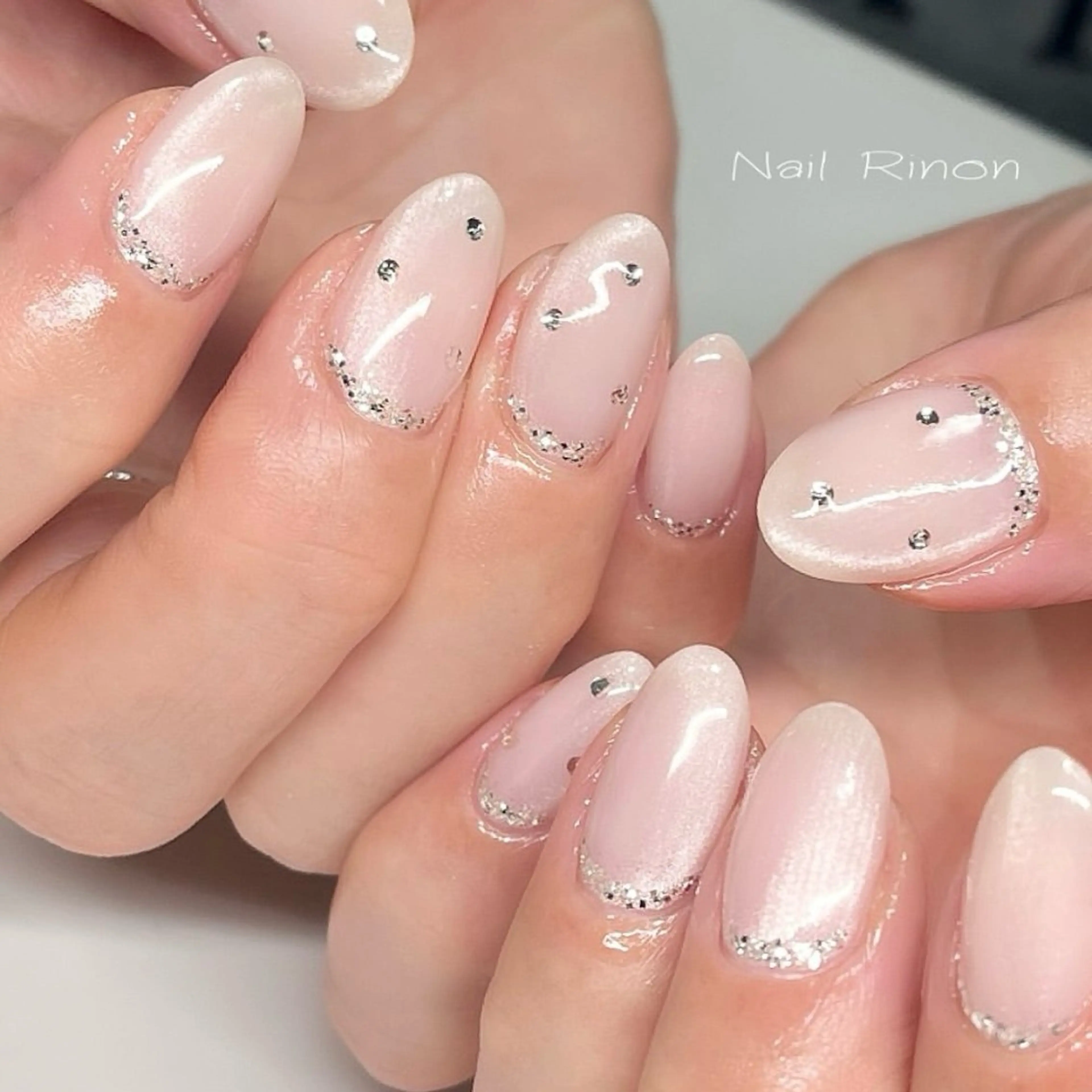 ネイル マグネットネイル ハンドネイル Nail Rinonのネイルデザイン