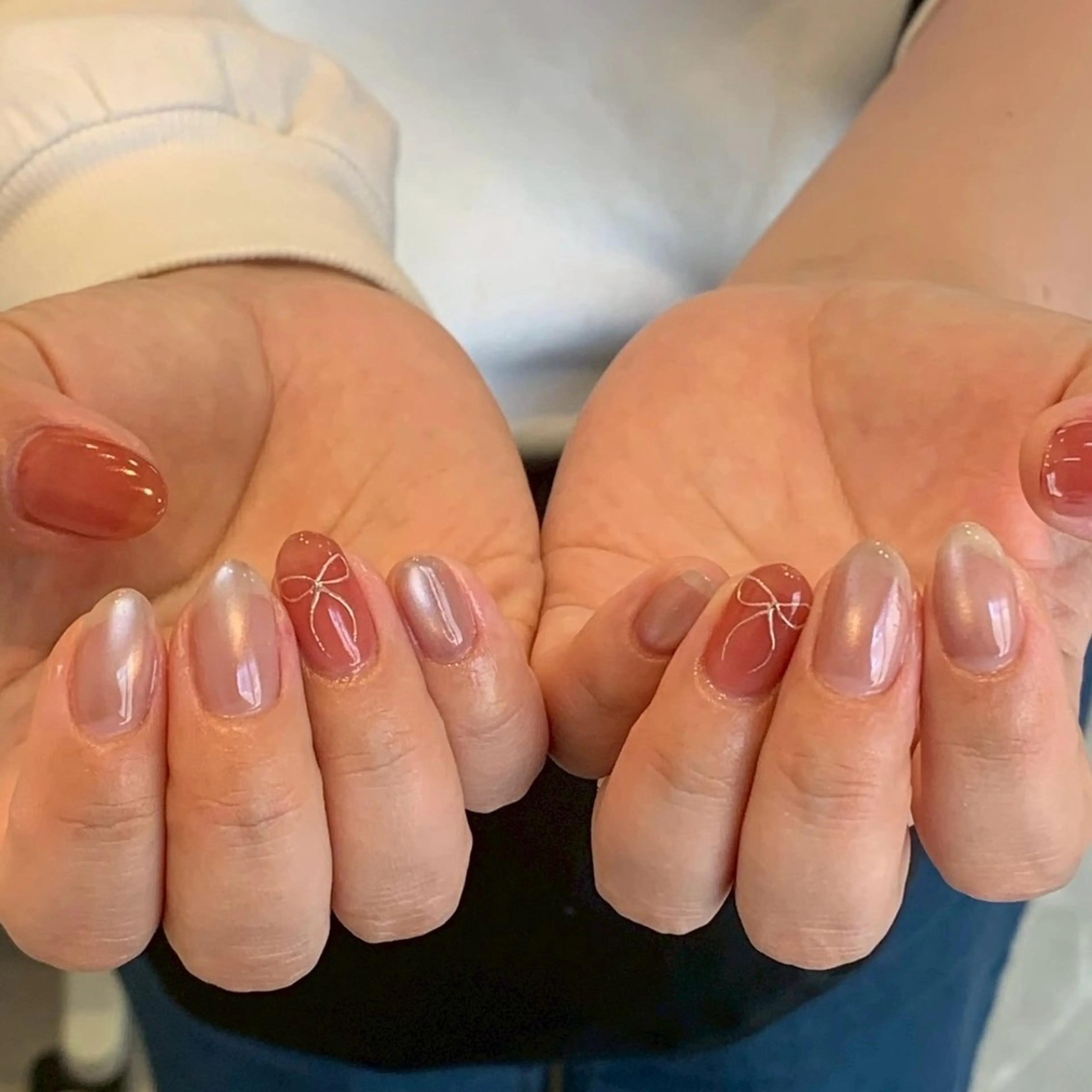 ネイル マグネットネイル リボン ハンドネイル charme所属・charme kanaのネイルデザイン