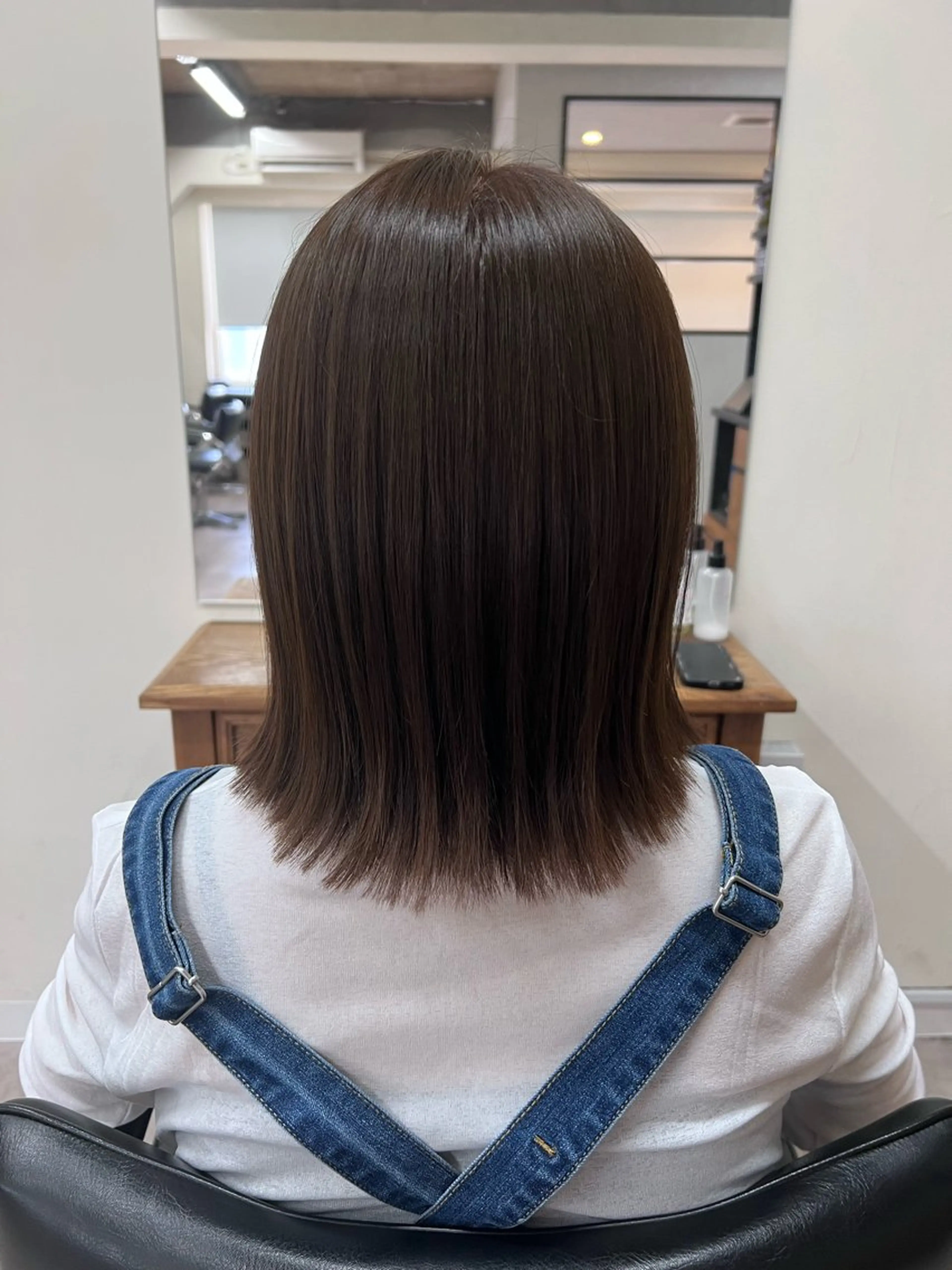 ミディアム カラー LAND所属・美髪特化サロン フリーランスのヘアスタイル