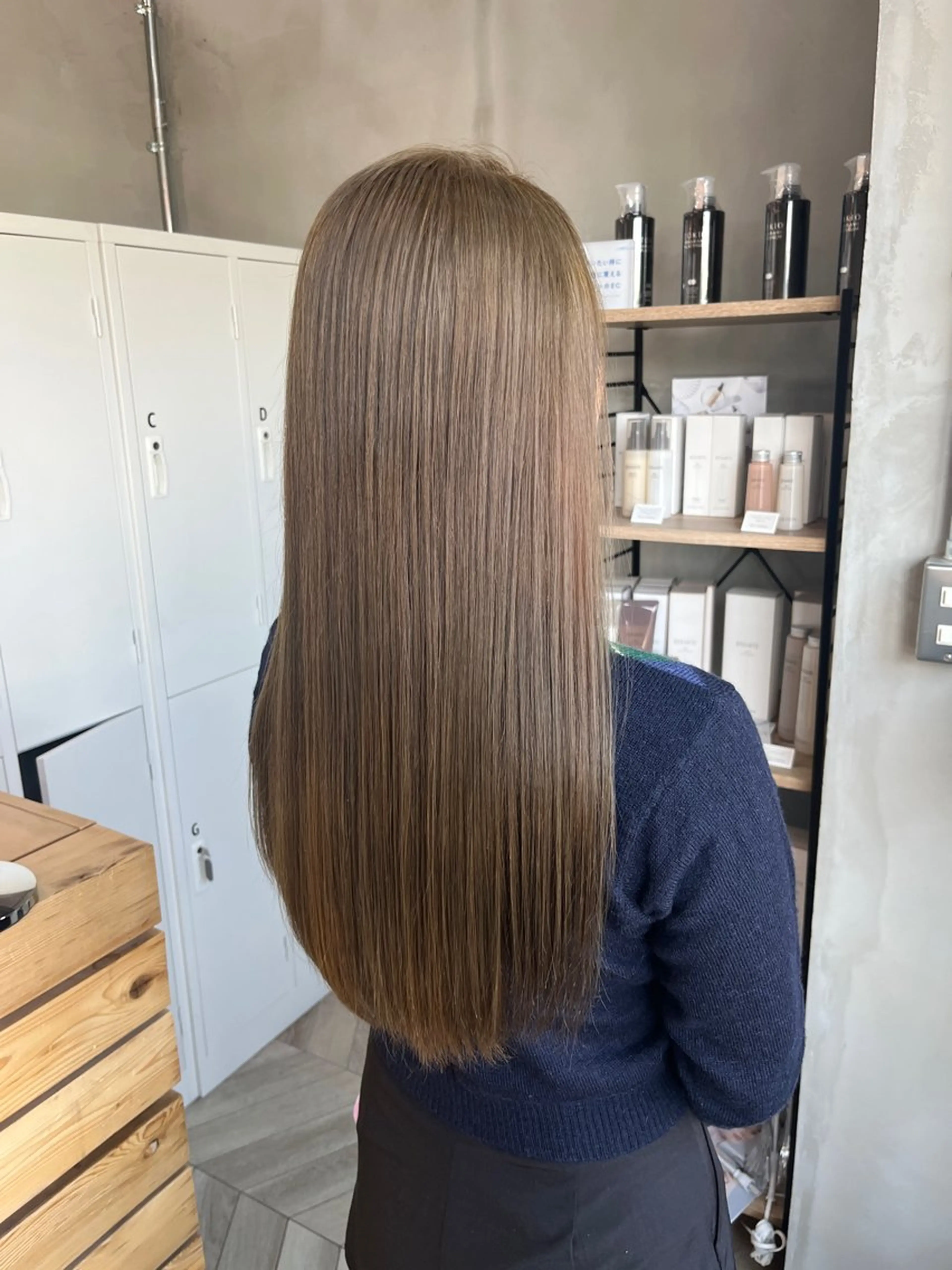 カラー ベージュカラー オリーブベージュ 田中 萌のヘアスタイル