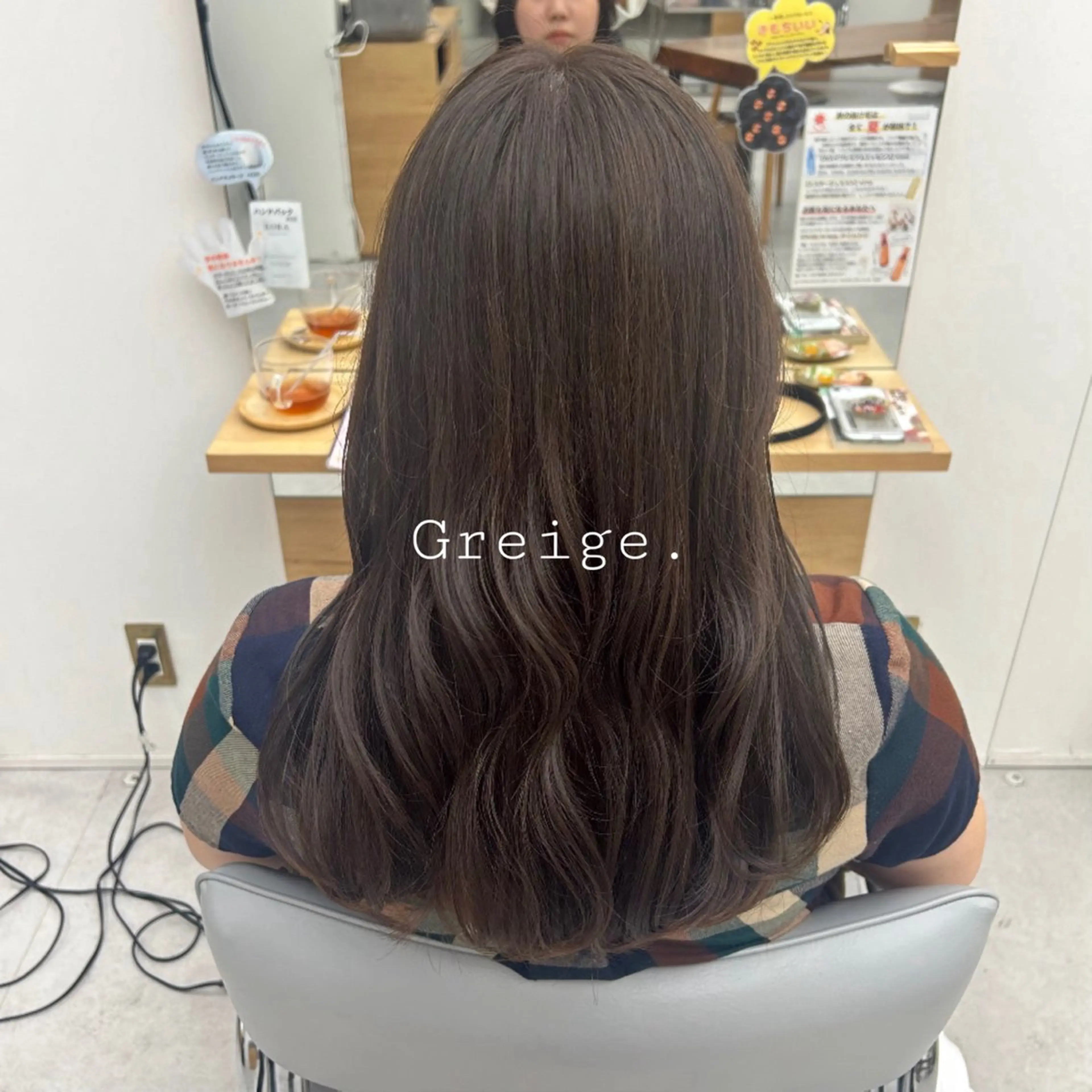 ロング カラー 透明感カラー グレージュ カット ヘアカラー トリートメント [透明感カラ ー🥣💕]高木愛理のヘアスタイル