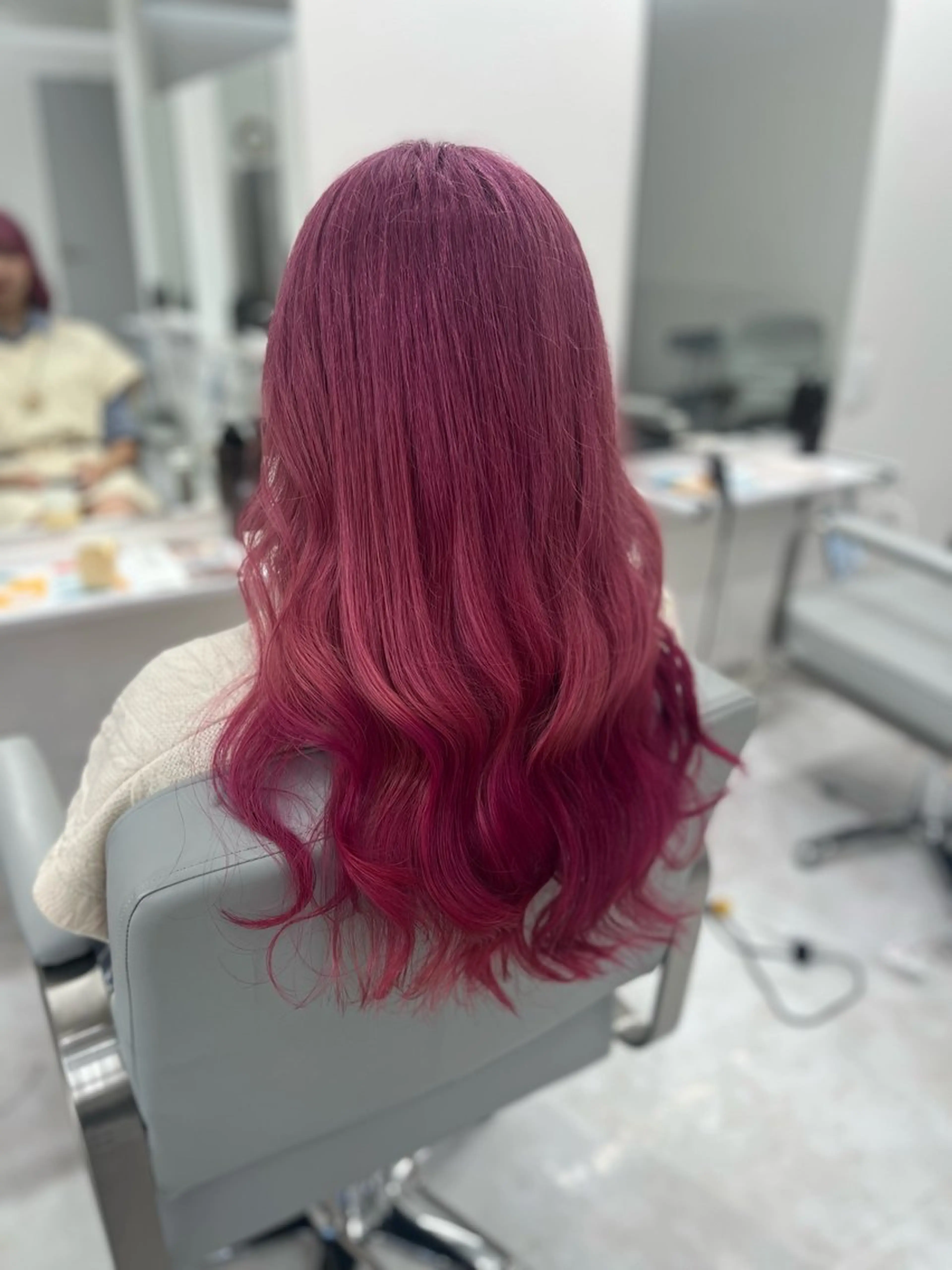 セミロング カラー ヘアアレンジ ヘアカラー トリートメント ヘアセット 🩶【推しハイトーン 】yuzu🩶のヘアスタイル