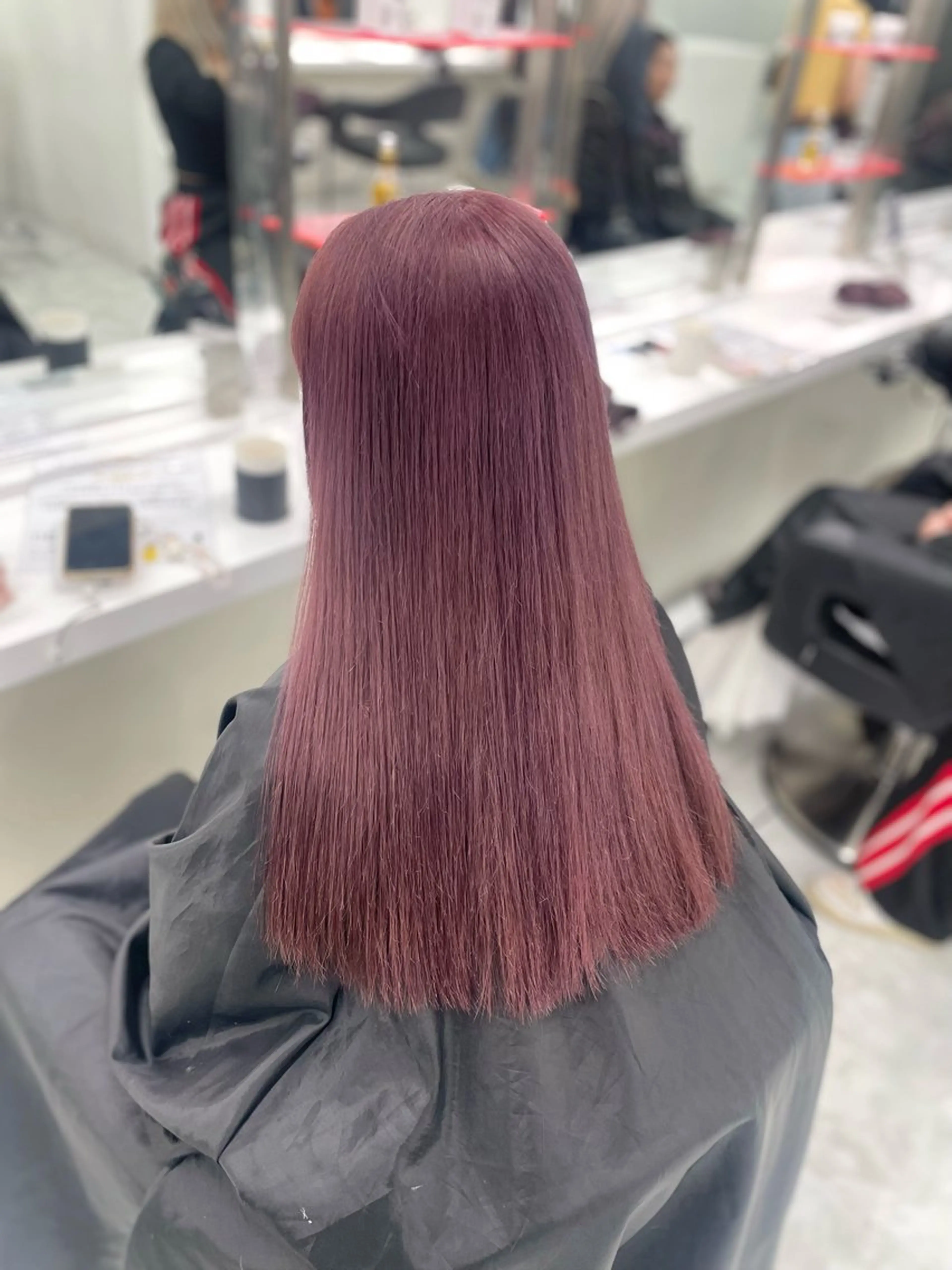 ロング カラー ヘアカラー トリートメント うる艶・透明感🫧 Nanamiのヘアスタイル