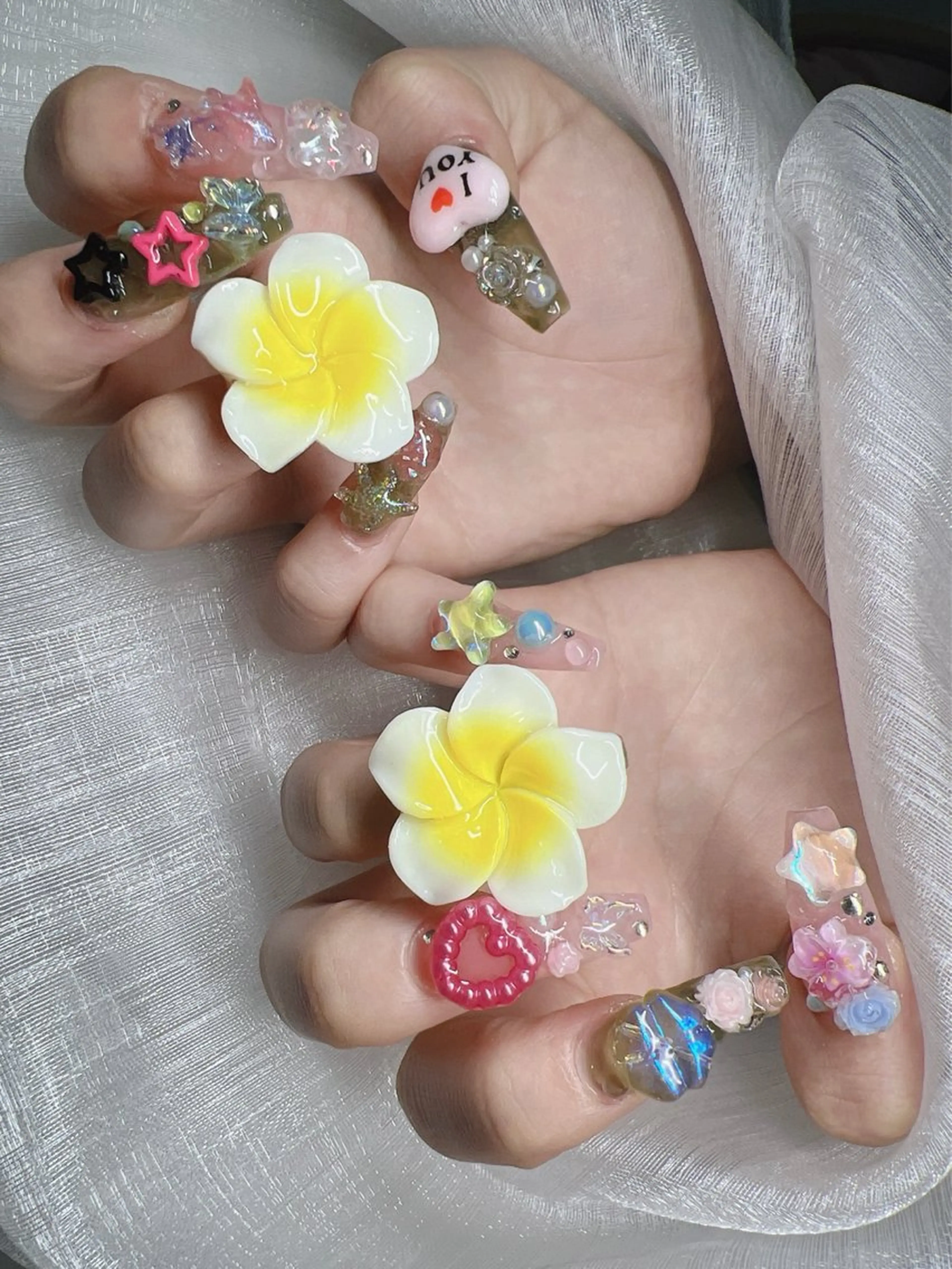 ネイル 長さ出し グラデーション キラキラネイル マグネットネイル ニュアンスネイル ハンドネイル Lee Nails チップ長さだし専門店のネイルデザイン