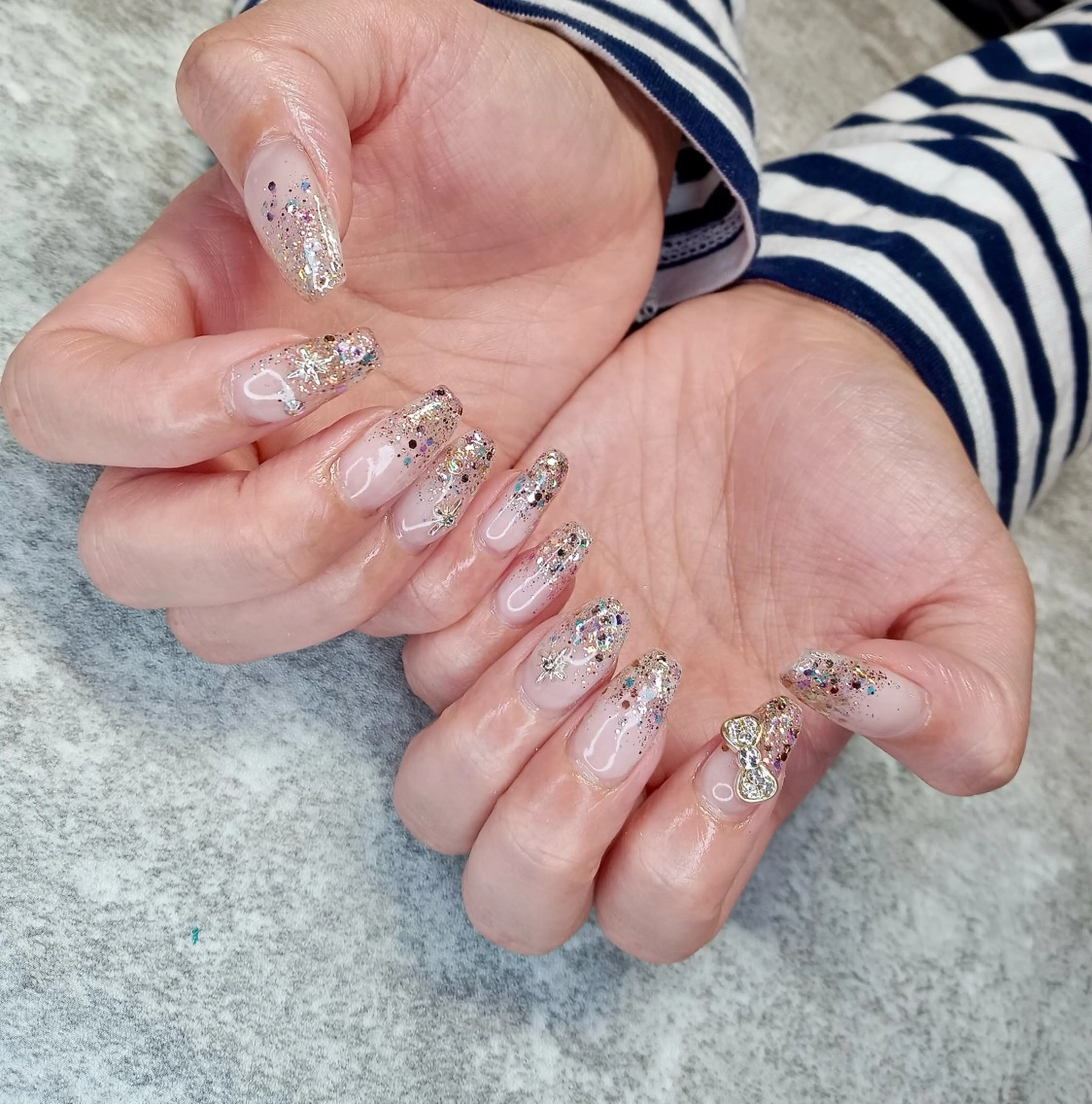 ネイル グラデーション ラメ(グリッター) ラメグラデーション ハンドネイル nail salon INFINITY所属・nail salon INFINITYのネイルデザイン