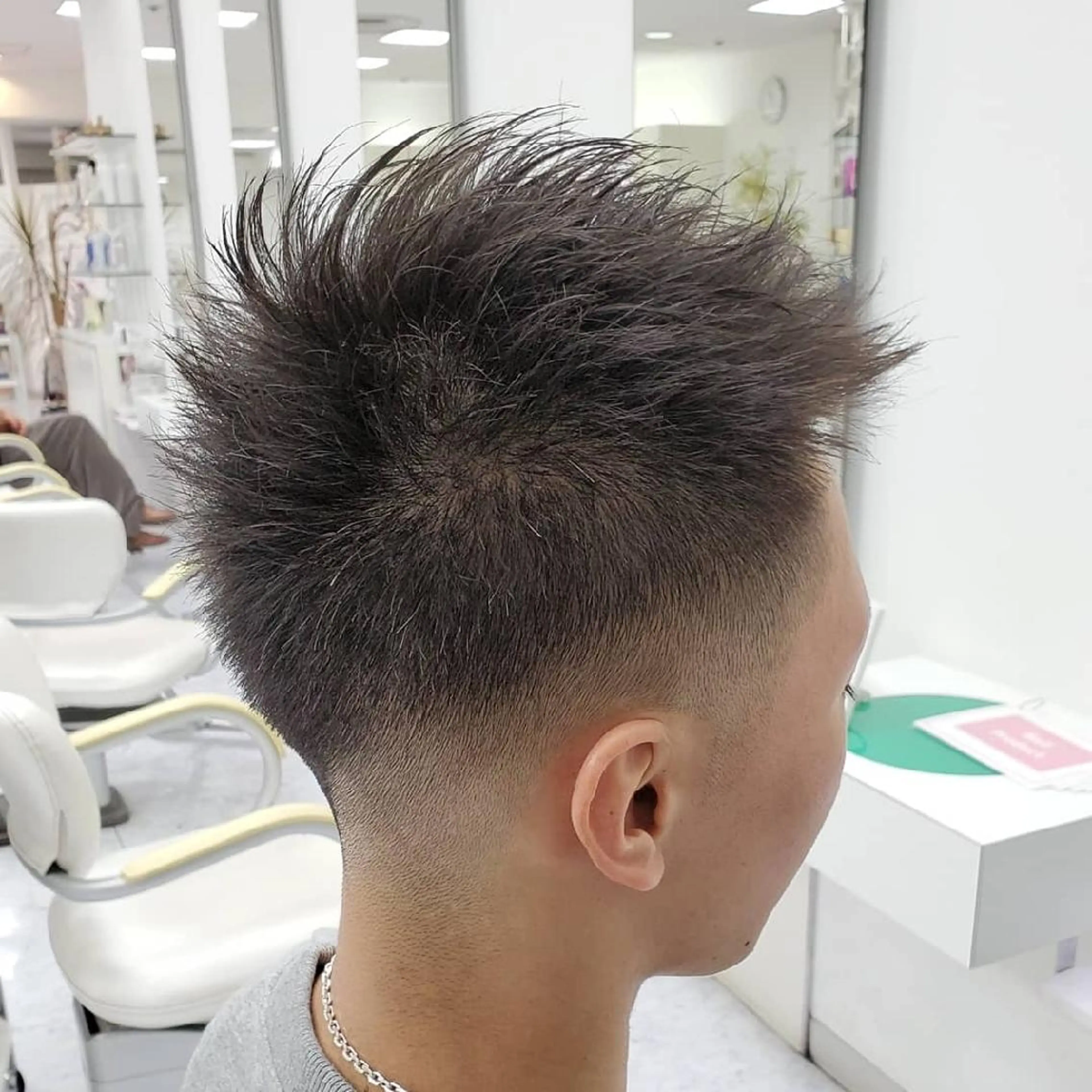 メンズ フェードカット 倉持 龍歩のヘアスタイル