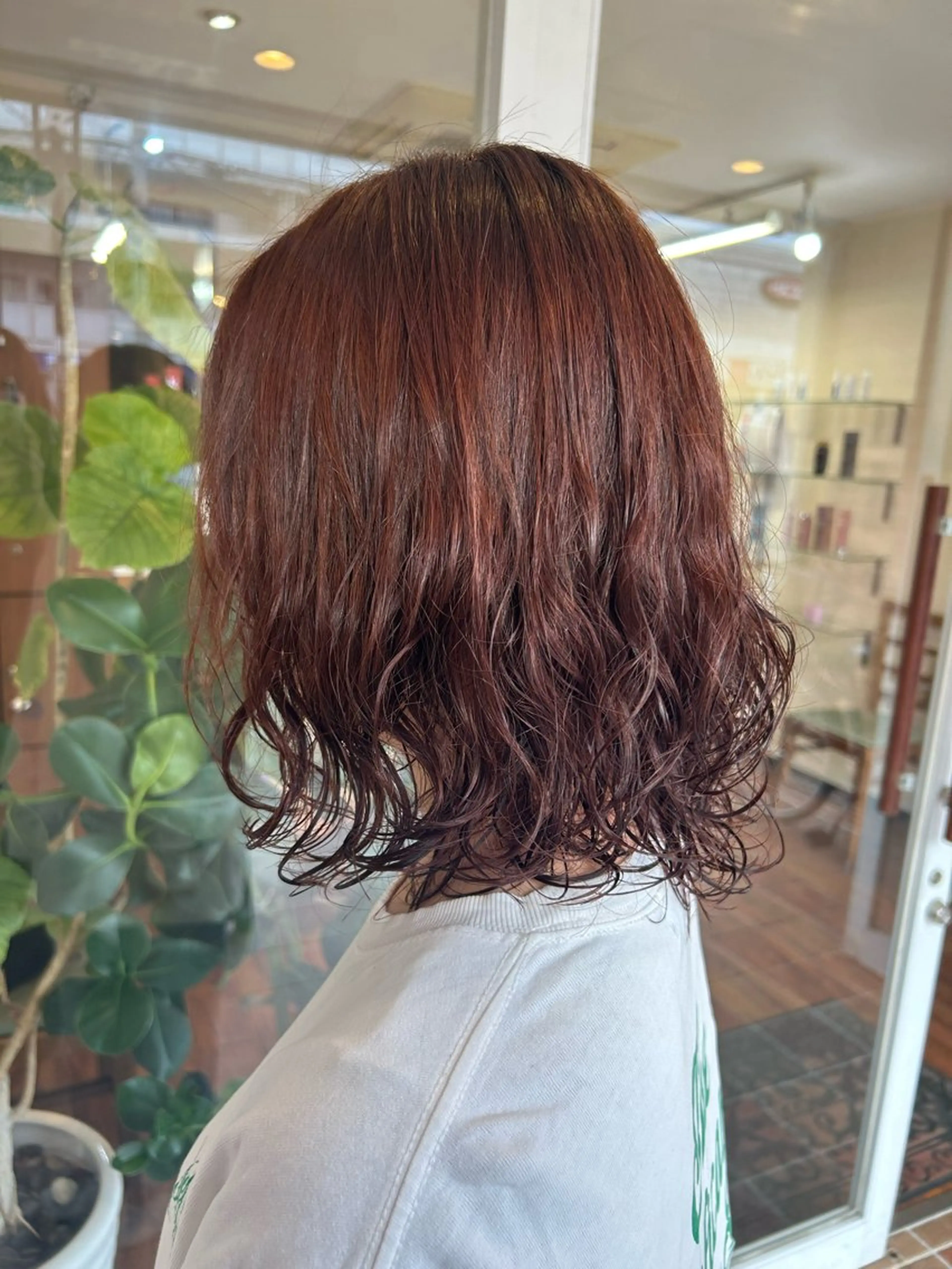 カット＋コテ巻き風デジタルパーマ＋3STEPトリートメントの写真