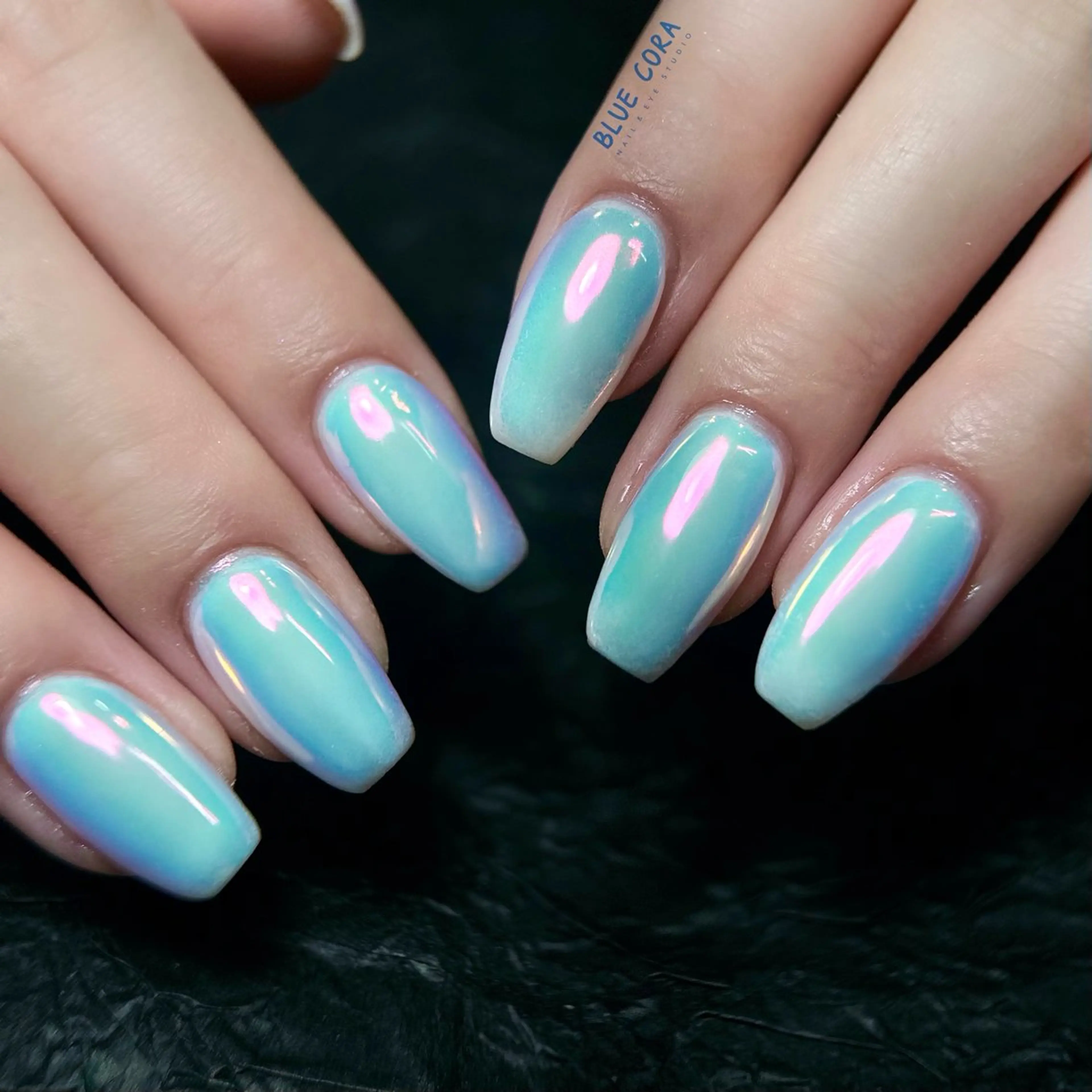 ネイル ハンドネイル ハンドケア BLUE CORA所属・BLUE CORAのネイルデザイン