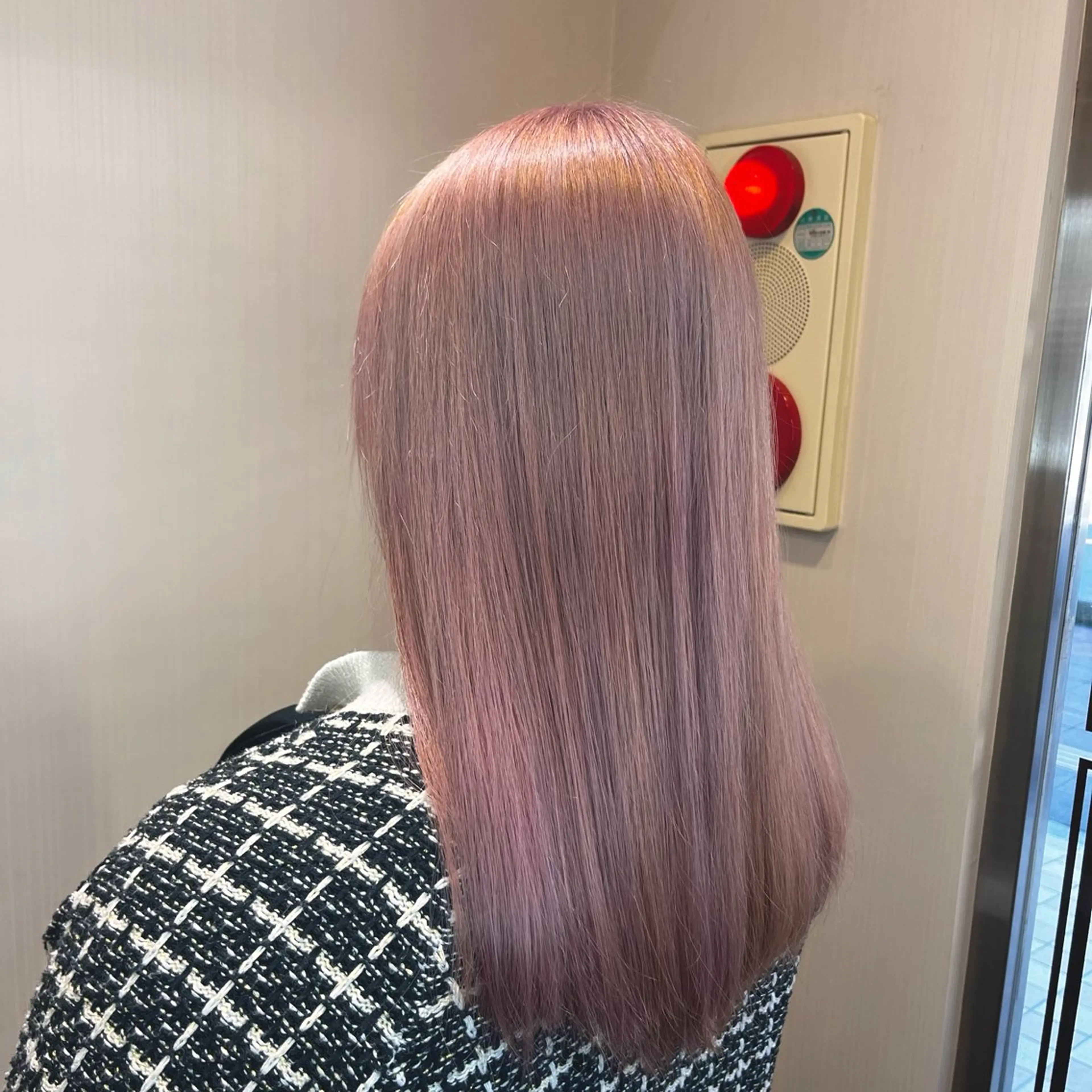 ロング ヘアカラー おくだ　りお /ハイトーンカラーのヘアスタイル