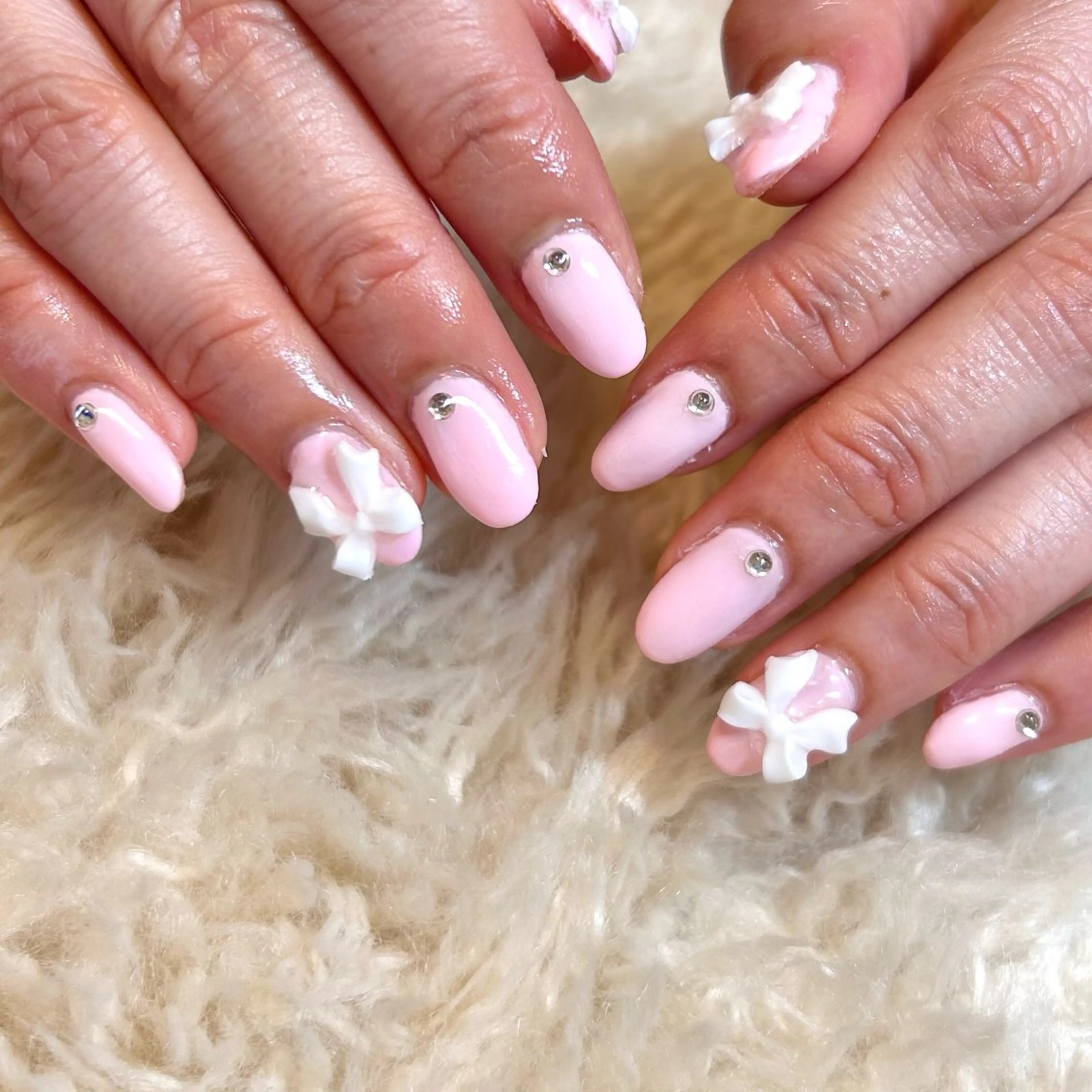 ネイル リボン nailsalon kiii'sのネイルデザイン
