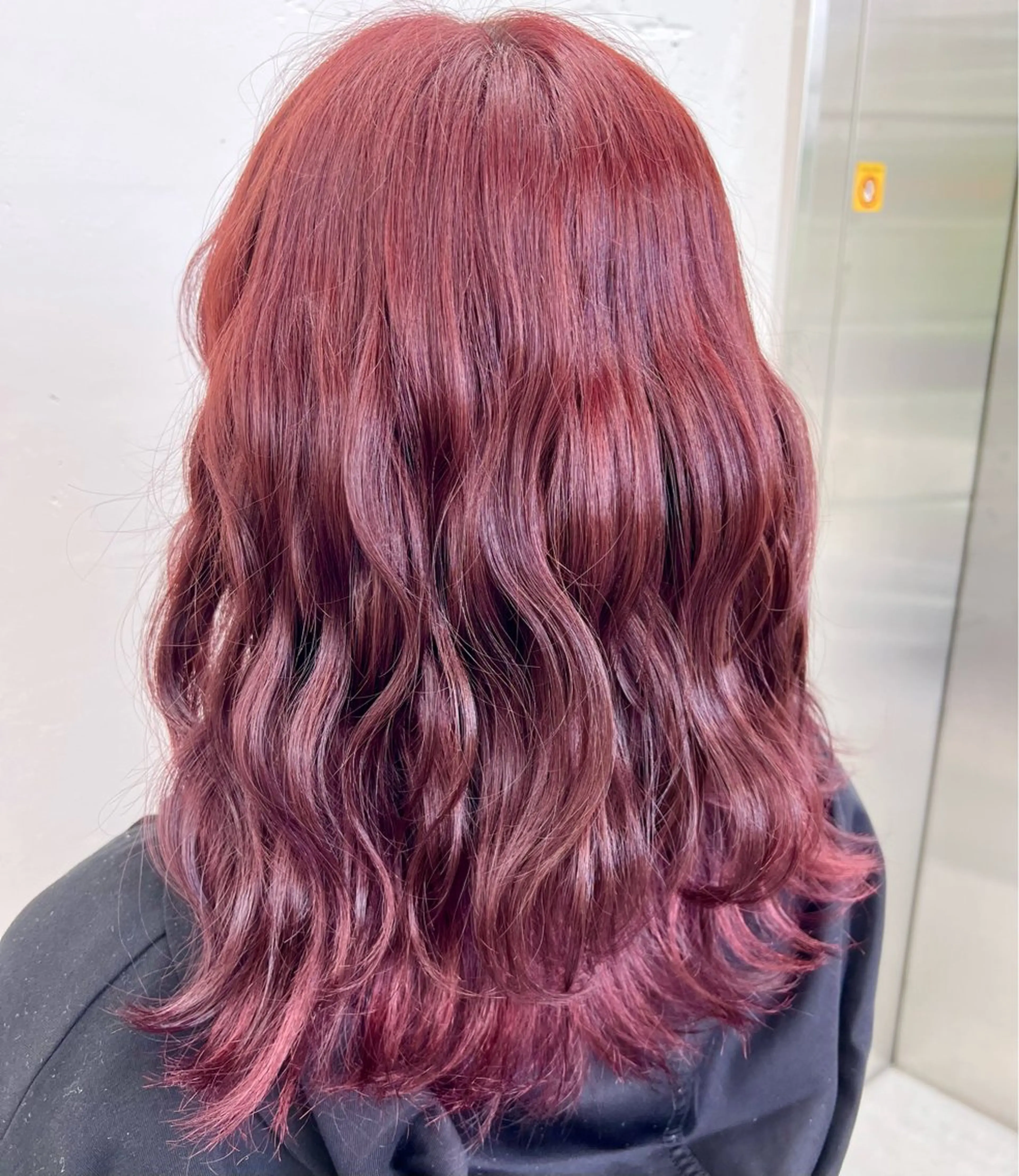 ミディアム カラー 透明感カラー ラベンダーカラー レッドカラー ヘアカラー トリートメント あすか JILLSTUDIOのヘアスタイル