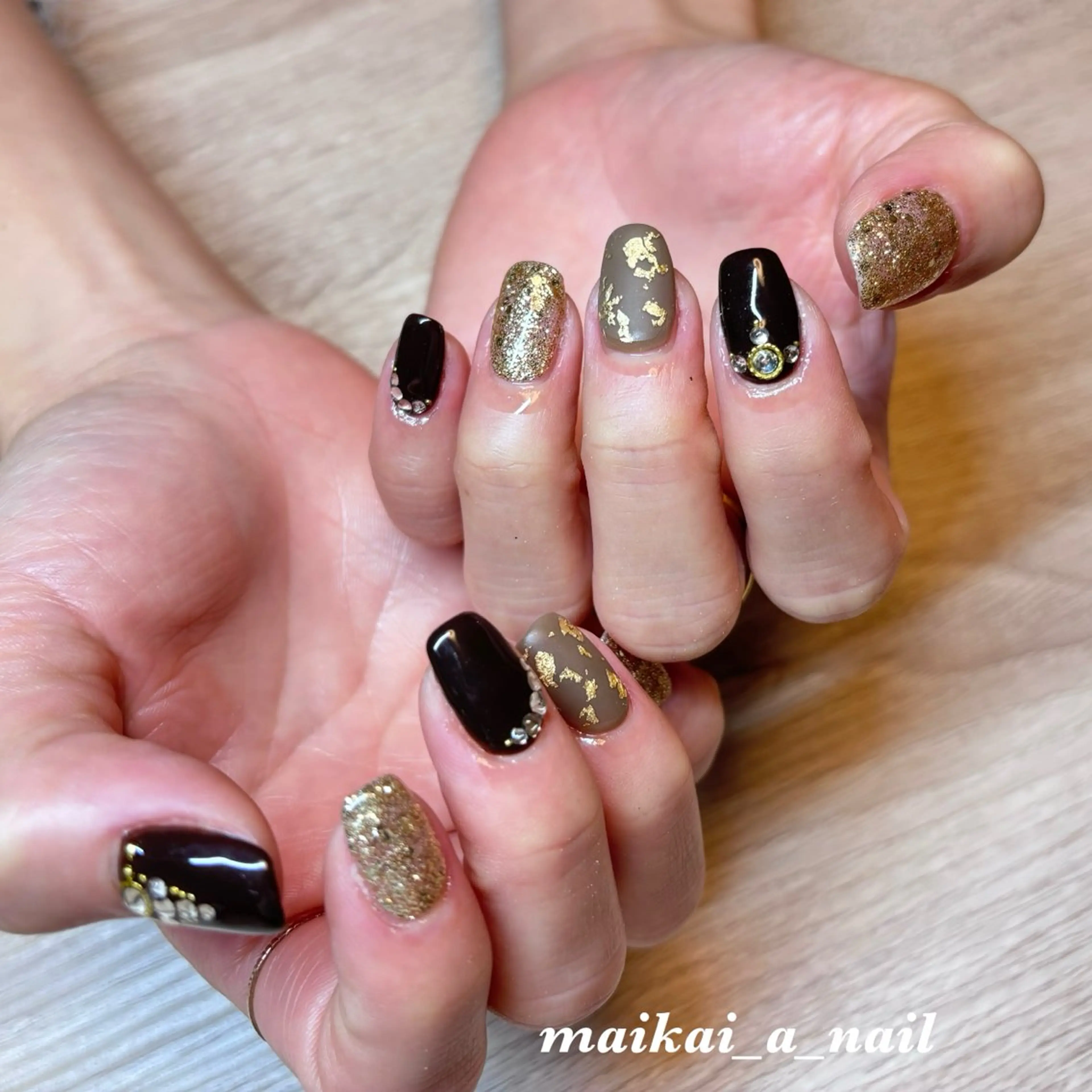 ネイル 氷ネイル・うるうるネイル キラキラネイル マットネイル オフィスネイル ワンカラーネイル ハンドネイル maikai_a_ nail Anzuのネイルデザイン