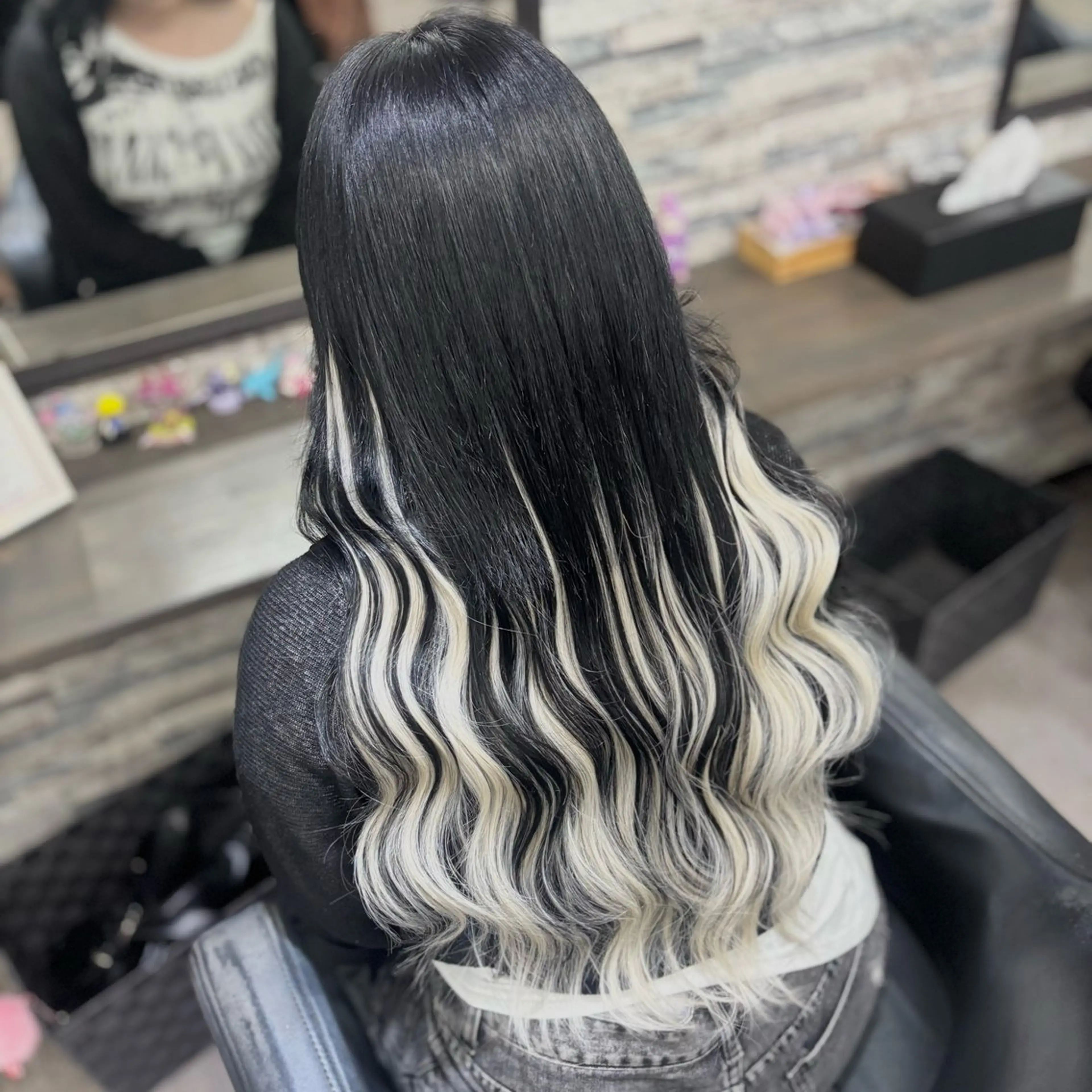 地毛の馴染ませカット無料🫶💥シールエクステ100枚【47cm】の写真