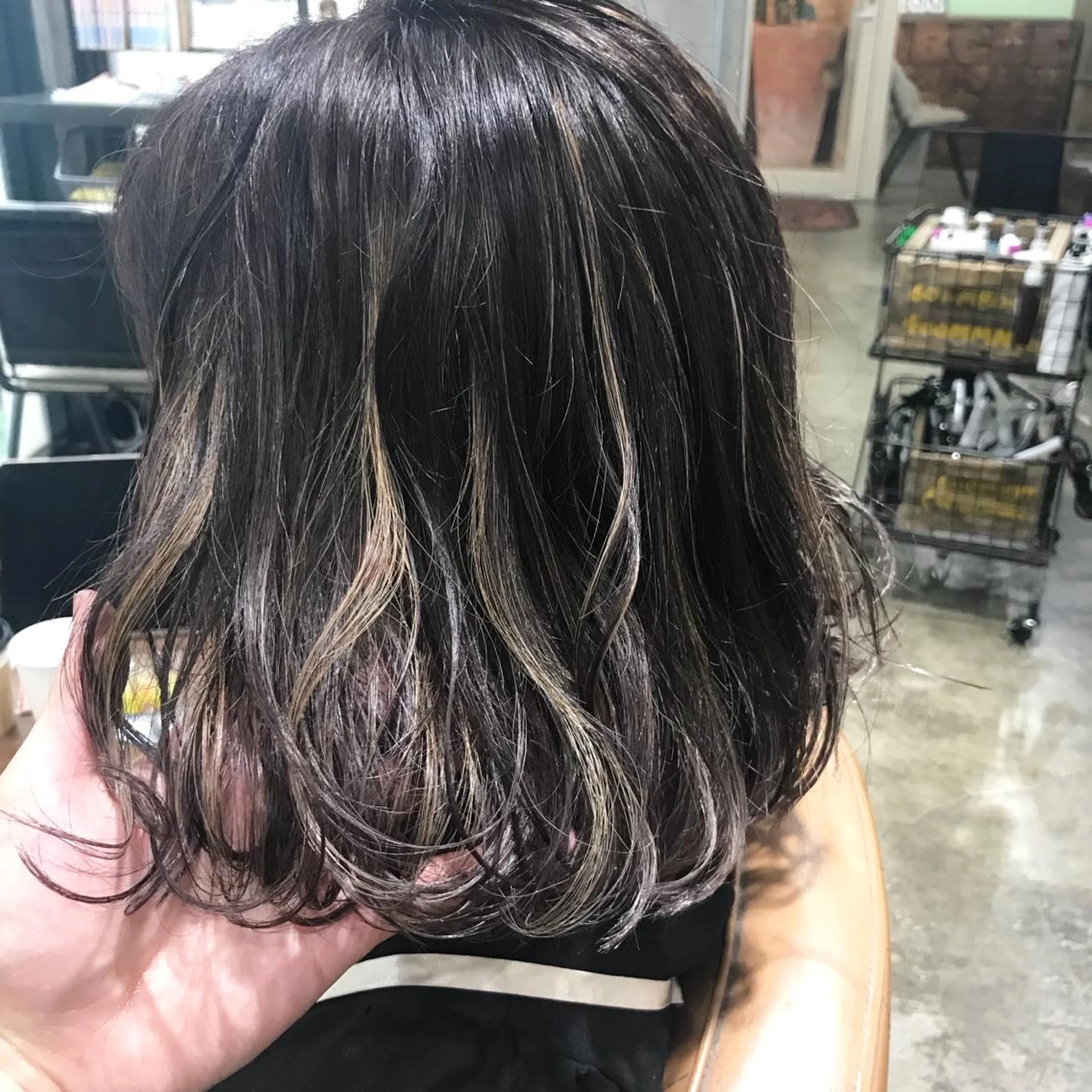 ミディアム カラー パーマ ヘアアレンジ メンズ キッズ ネイル マツエク・マツパ メンズバレイヤージュ バレイヤージュ レイヤーカット サロンドミルク 原宿のヘアスタイル