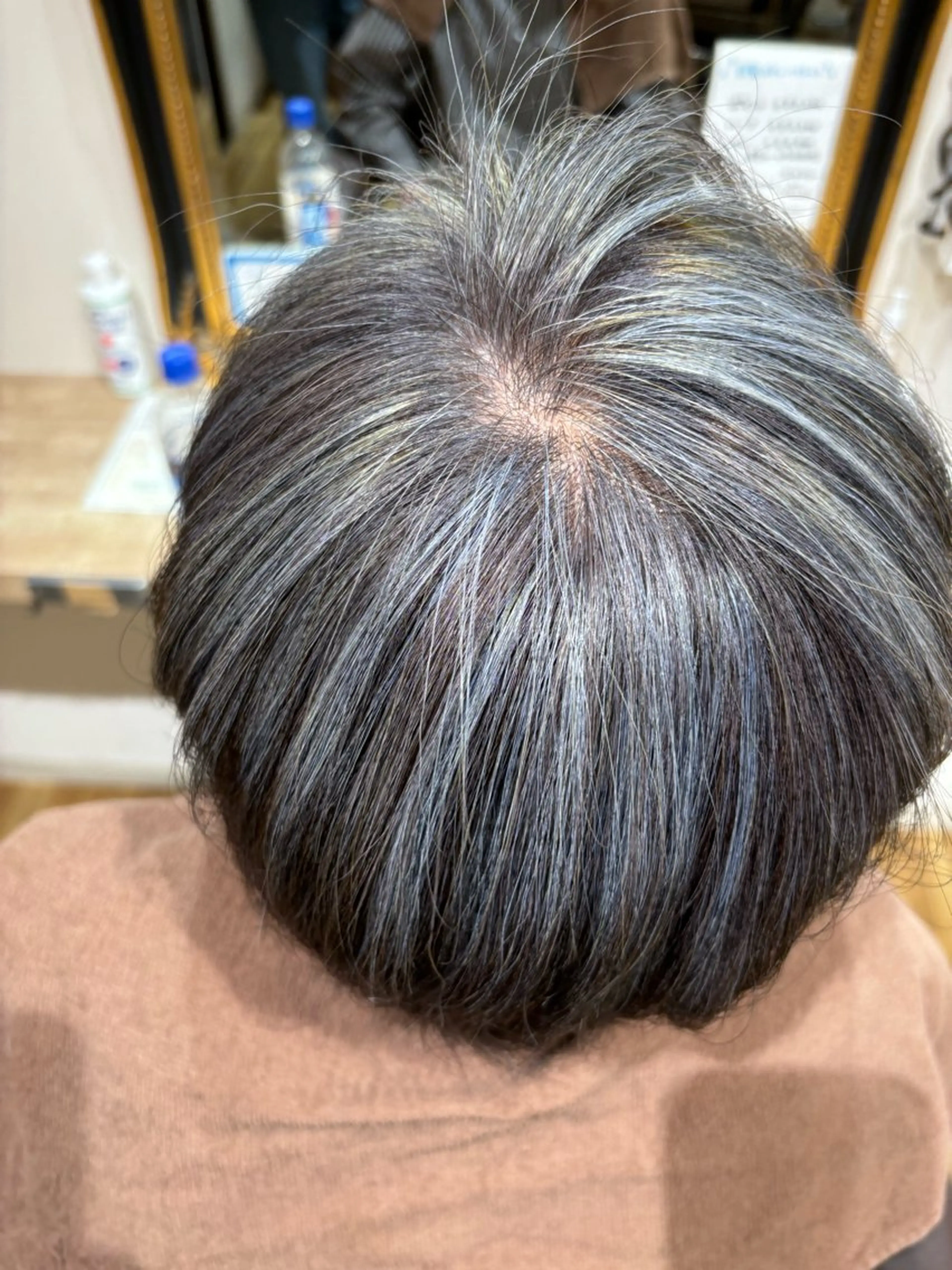 ショート カラー 渡辺 大雅のヘアスタイル