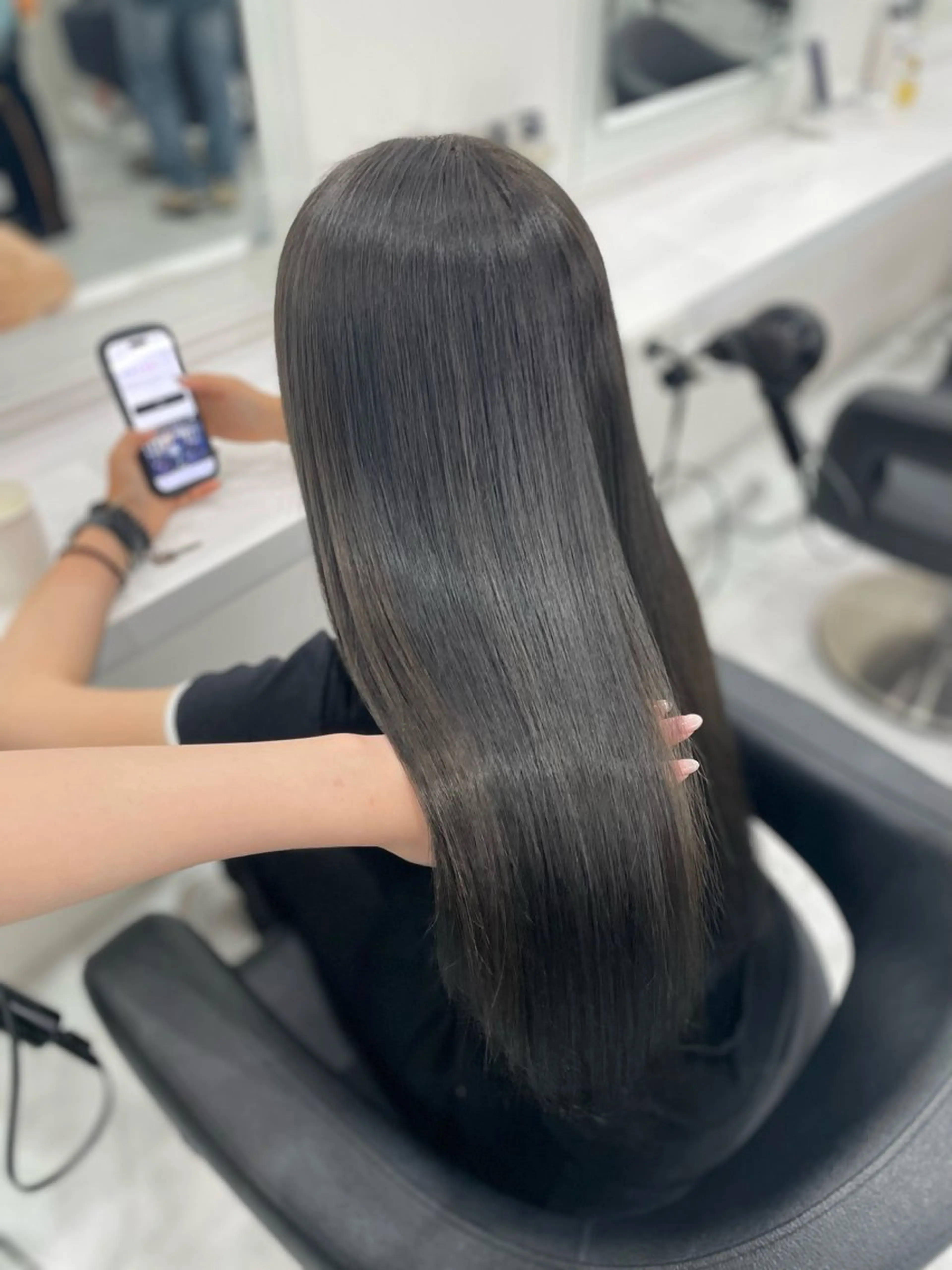 ロング トリートメント ヘアセット 🤍韓国🤍大人っぽ ベージュ🤍ブラウンのヘアスタイル