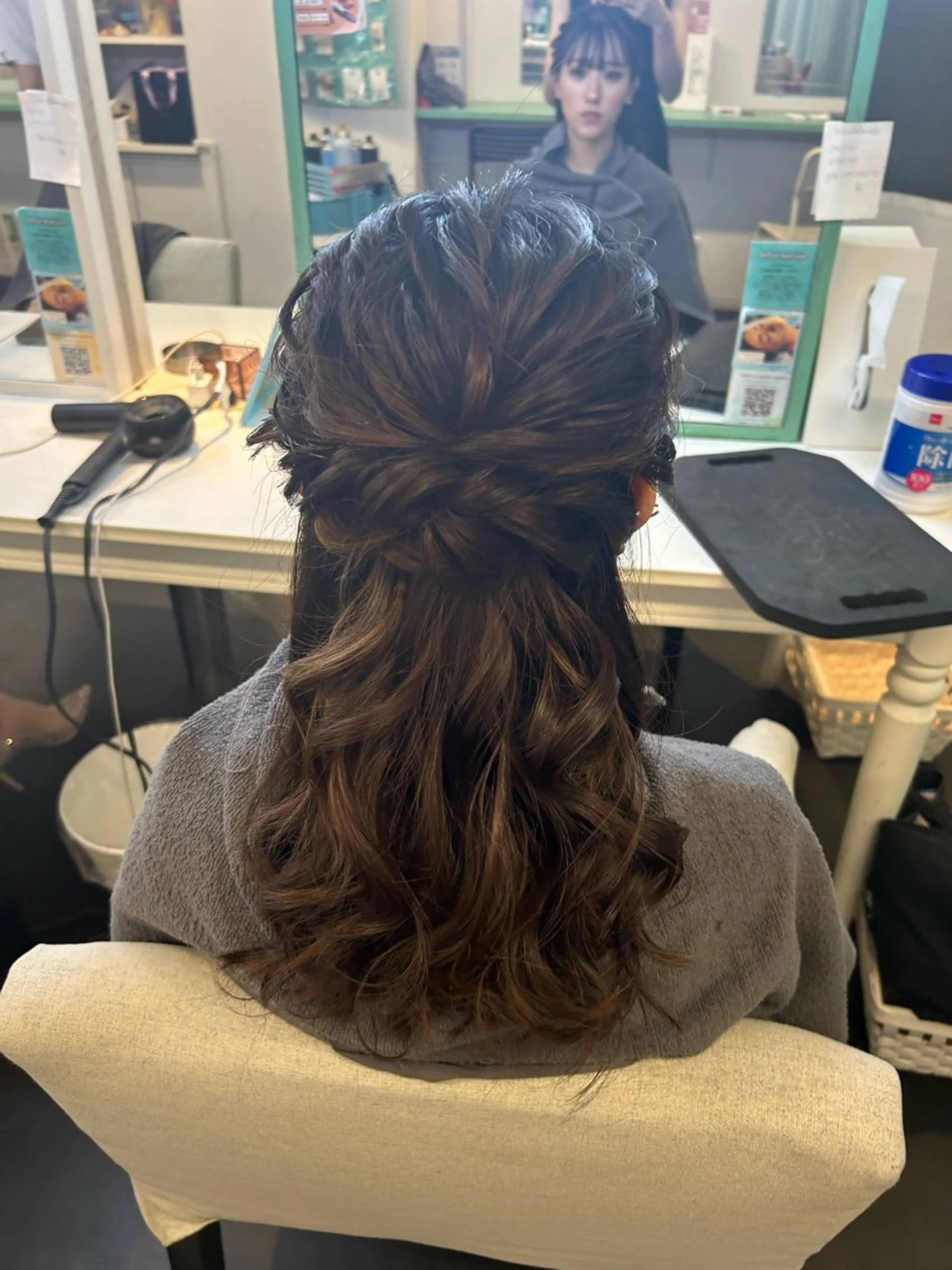セミロング ヘアアレンジ Hair&make Mars+所属・Mars+ RISAのヘアスタイル