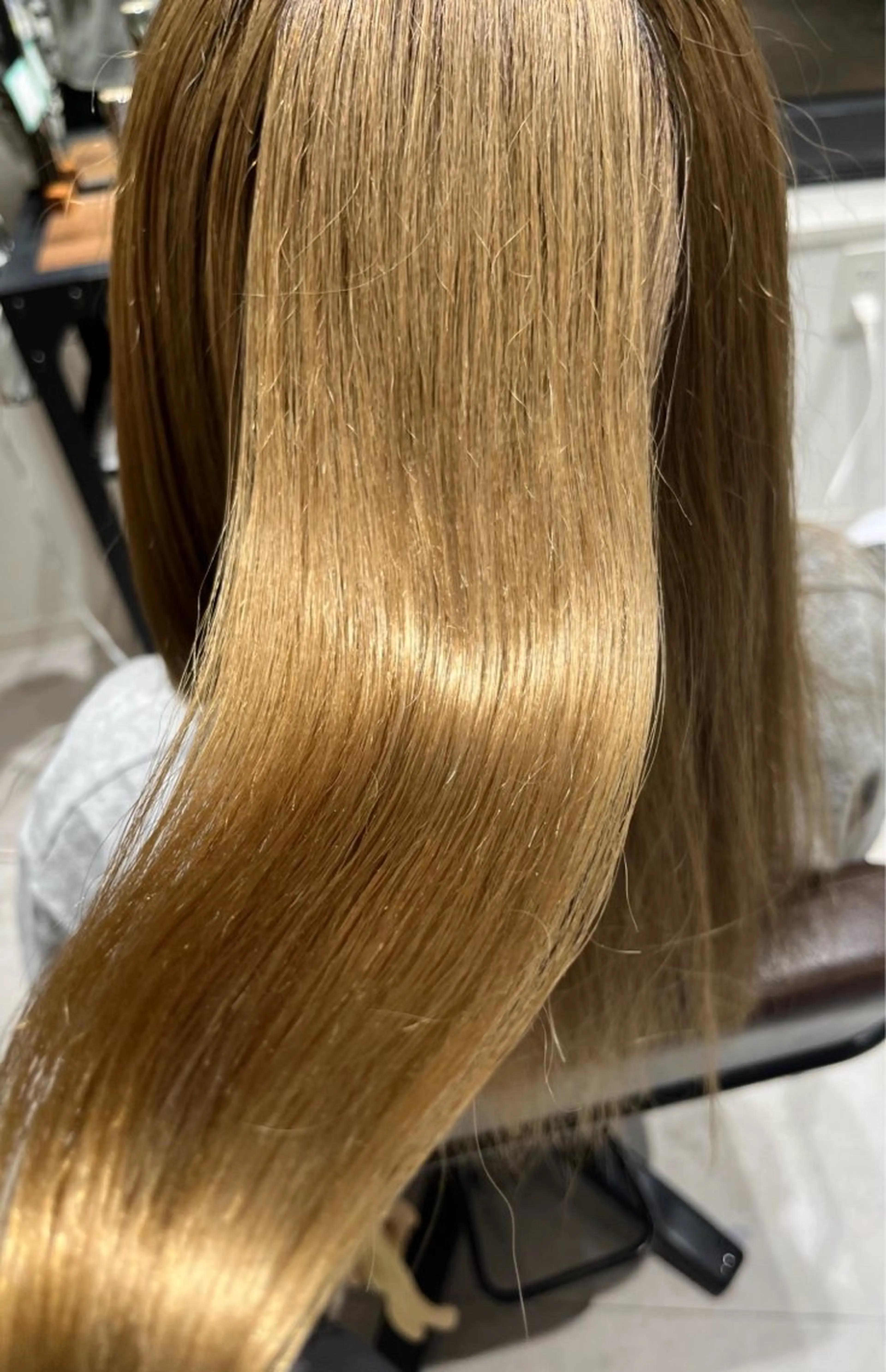 セミロング カット ヘアカラー コバヤシ ラムのヘアスタイル