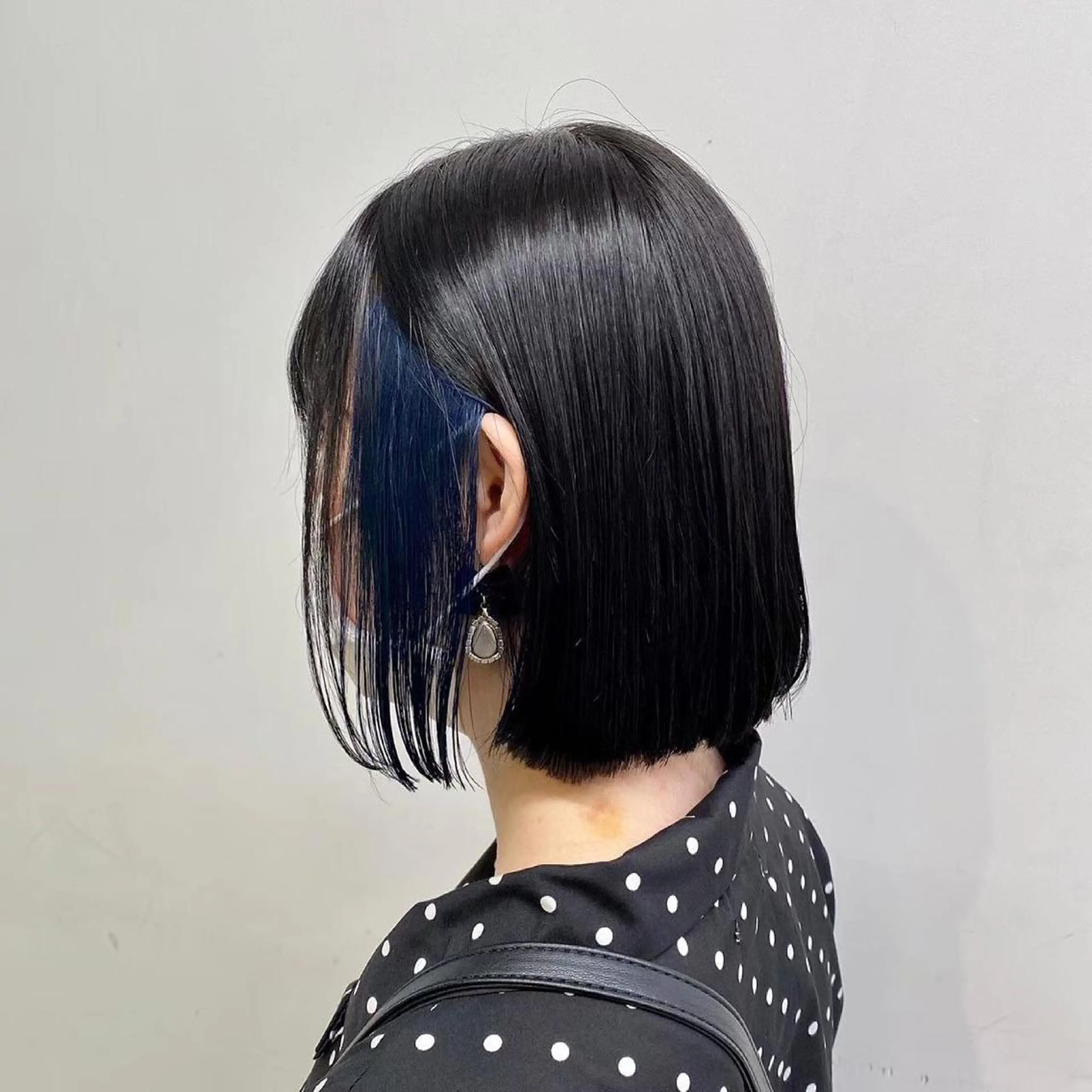 ショート カラー ヘアアレンジ ブルーカラー 🤎大人かわいい🤎 韓国レイヤー🤎力丸のヘアスタイル