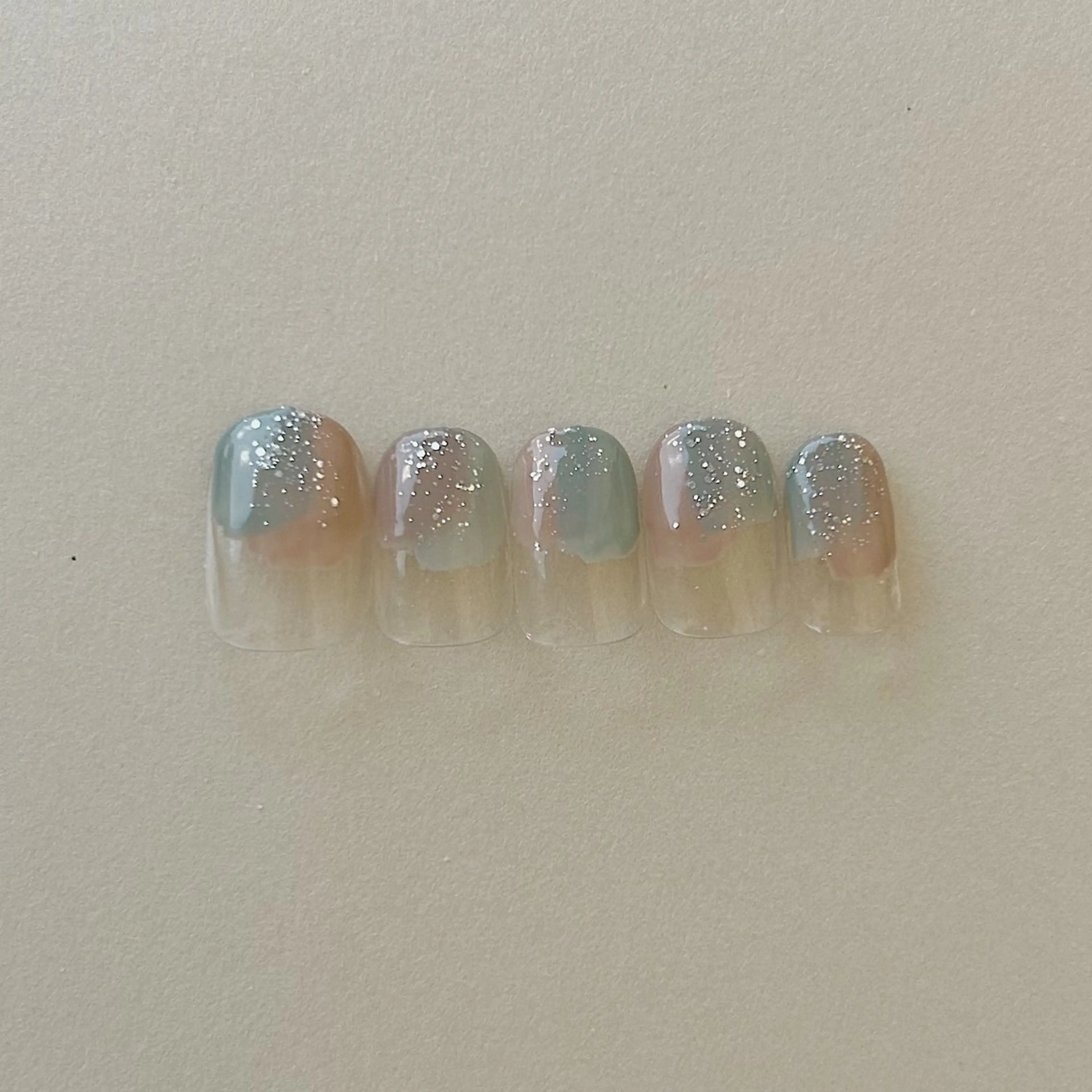 ネイル ハンドネイル Lull ネイル/ HBL/ハンドケアのネイルデザイン