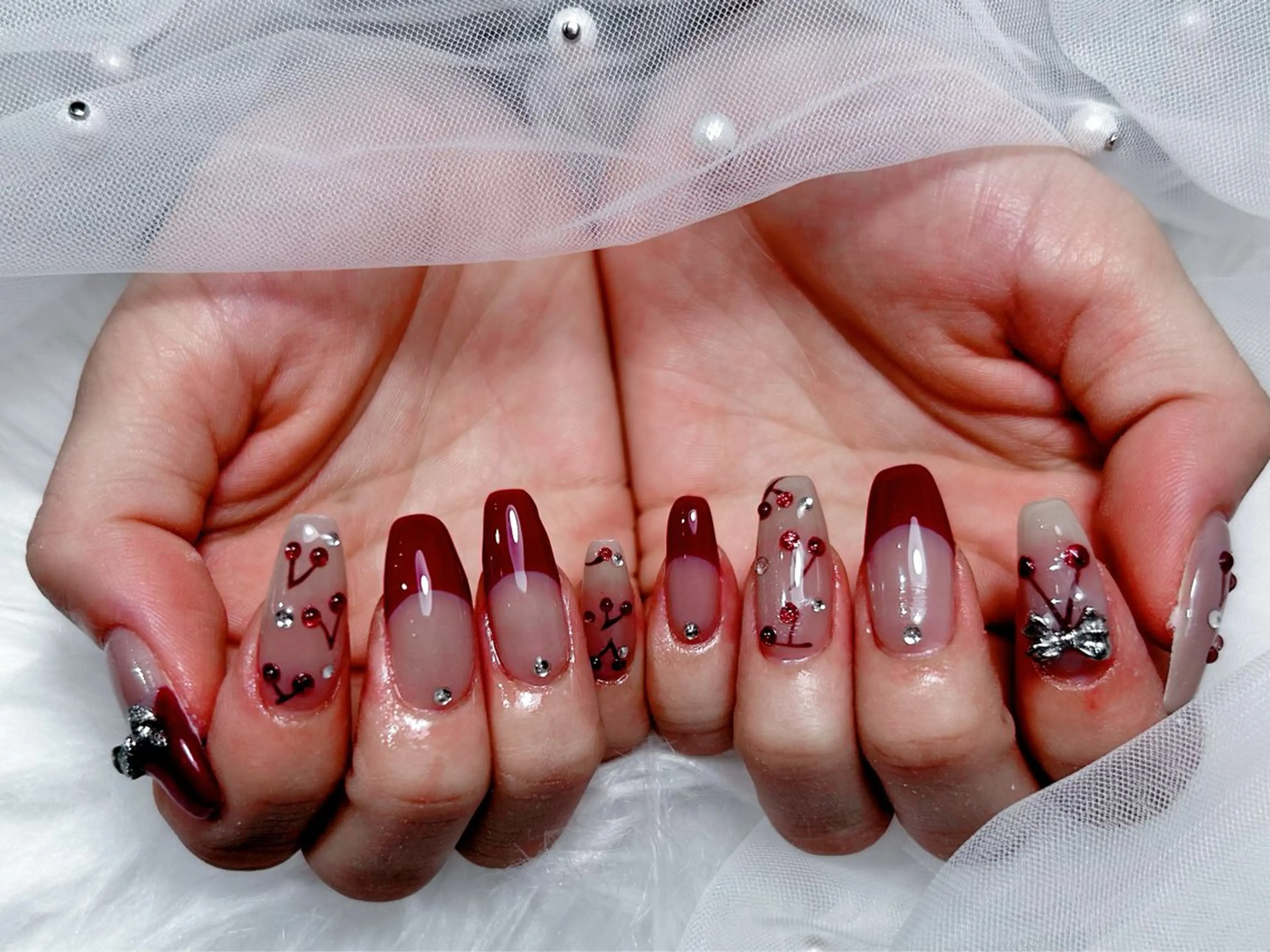ネイル アートネイル 桜ネイル フレンチネイル ガラスフレンチ グラデーション ハンドネイル Laule'a Nail 新宿【ラウレアネイル】所属・Yu Yuのネイルデザイン