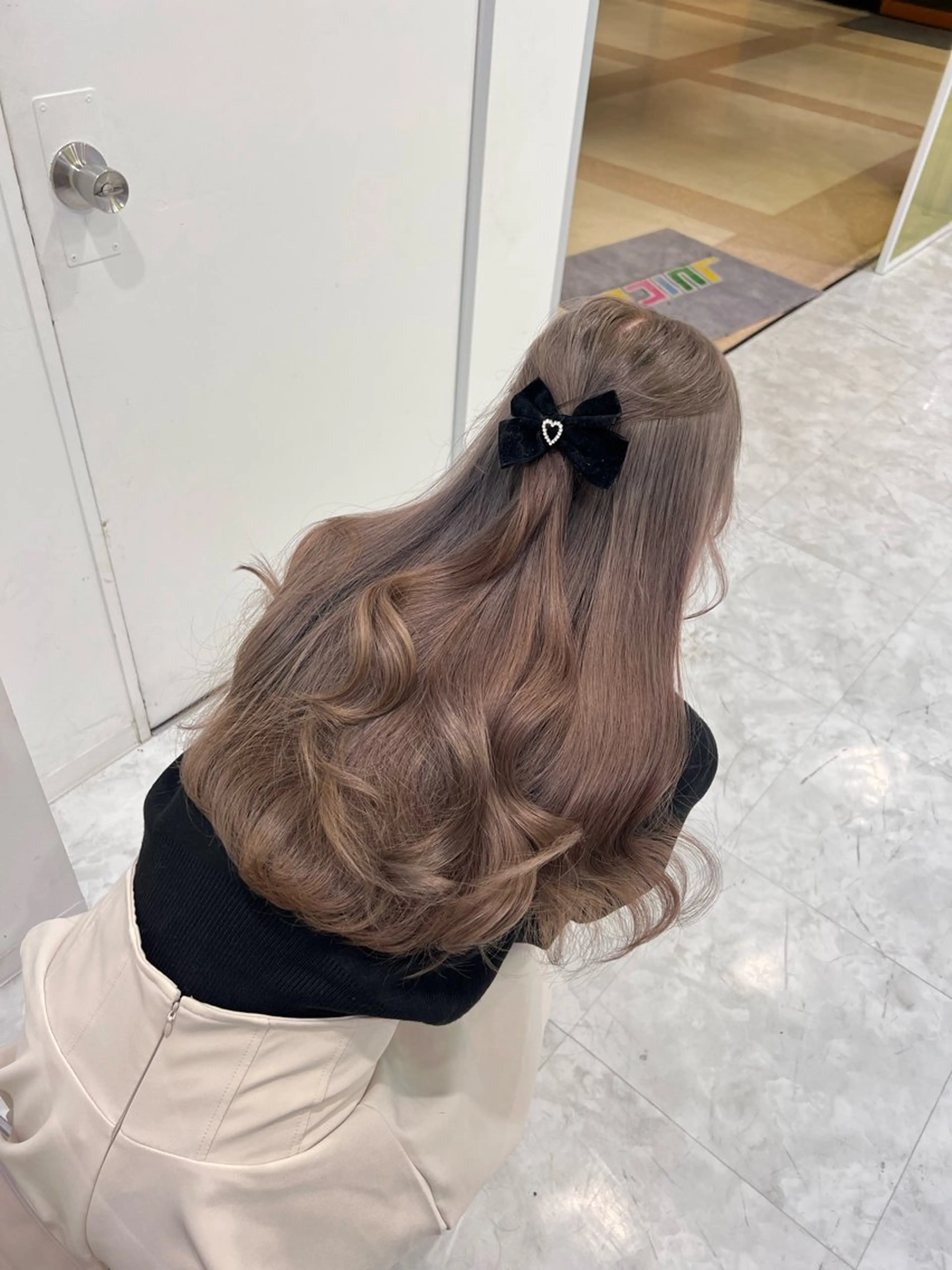 ロング カラー ヘアアレンジ ベージュカラー 透明感カラー 上品な透明感カラー 寒色＆暖色ヘア💗のヘアスタイル