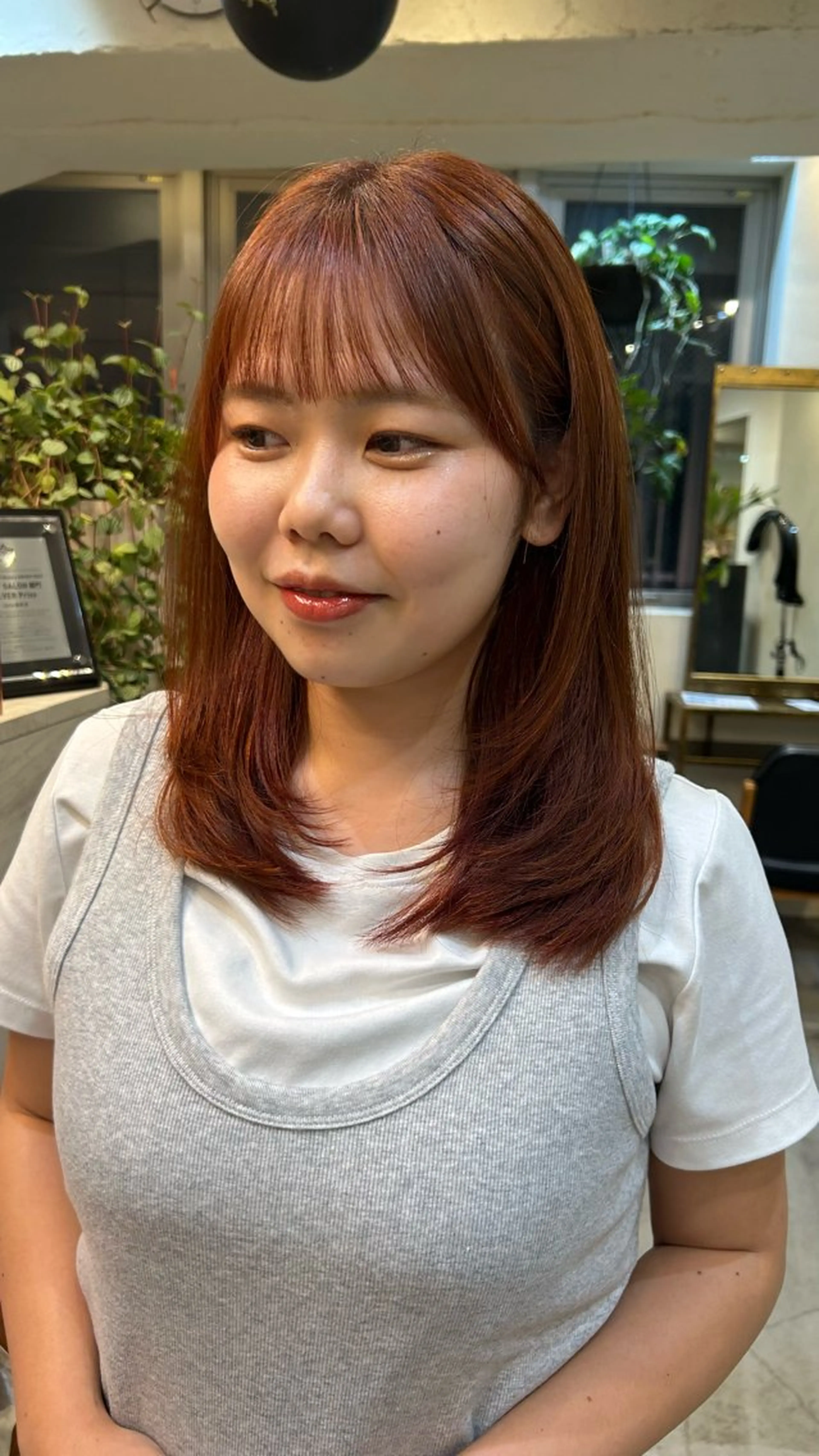 ロング トリートメント レイヤーカット大人気 💛吉田百花のヘアスタイル