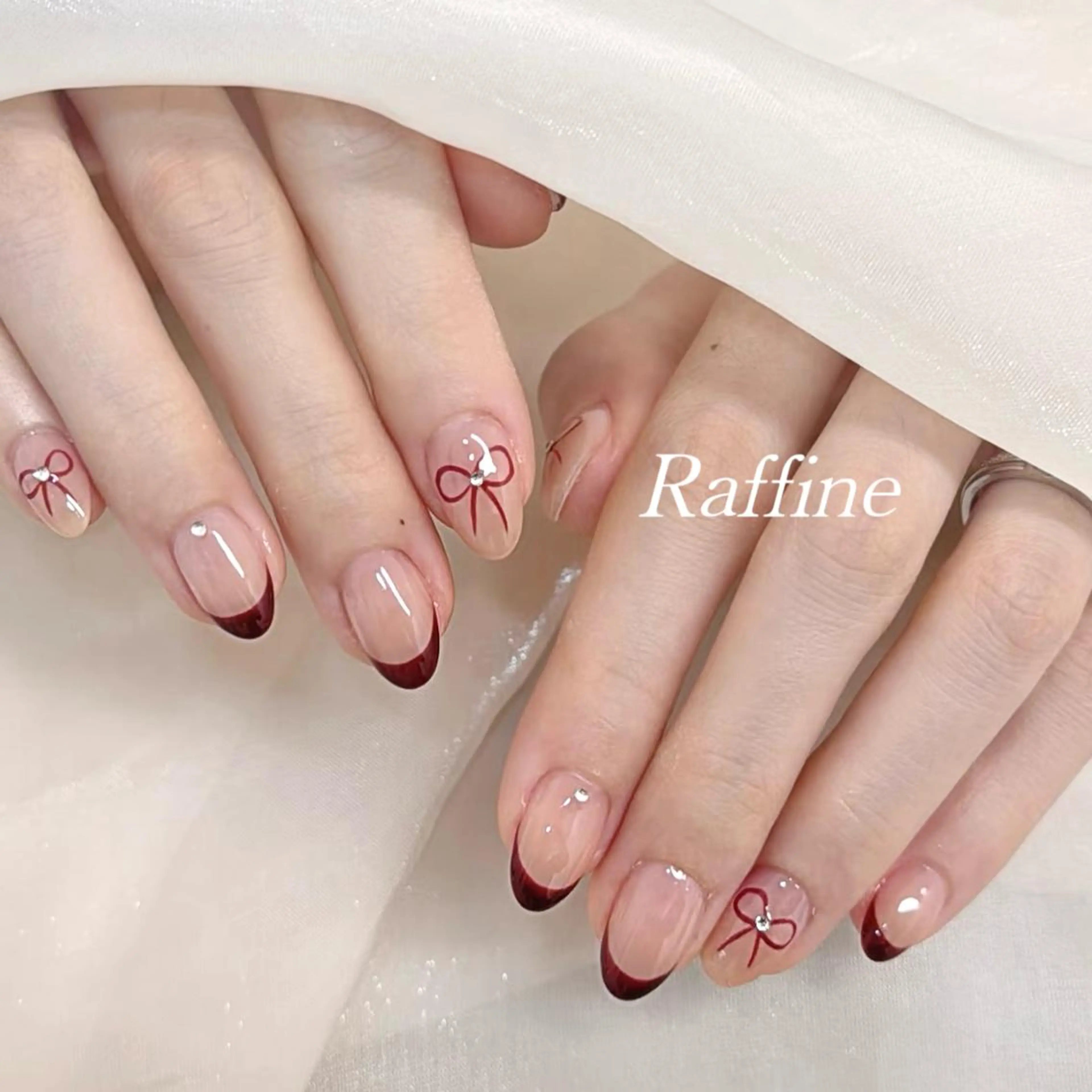 ネイル RAFFINE 月🦋🩵のネイルデザイン