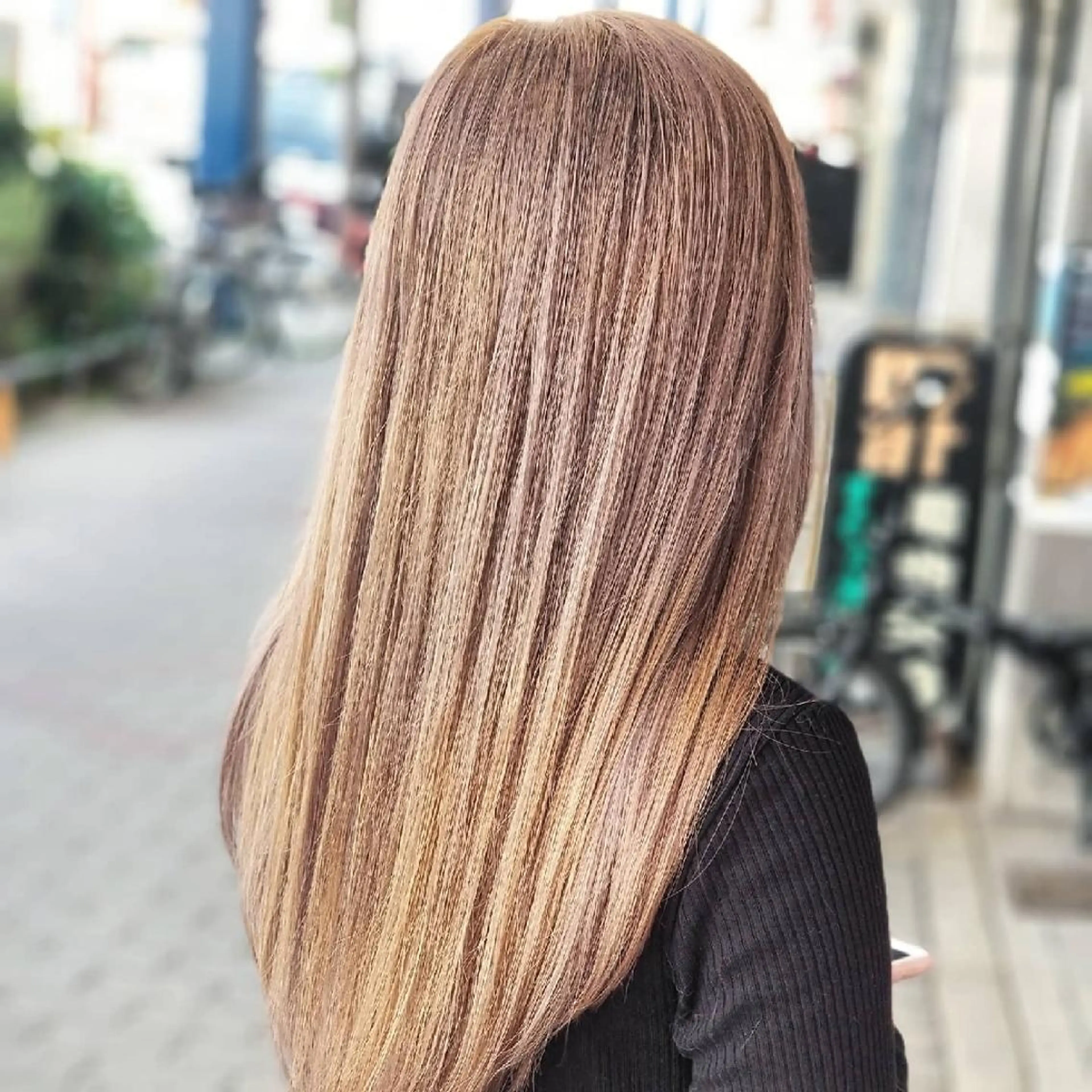 カラー セミロング ベージュカラー ブリーチ ハイライトカラー ハイライト ヘアカラー トリートメント 植田 修平/エクステ /髪質改善カラーのヘアスタイル
