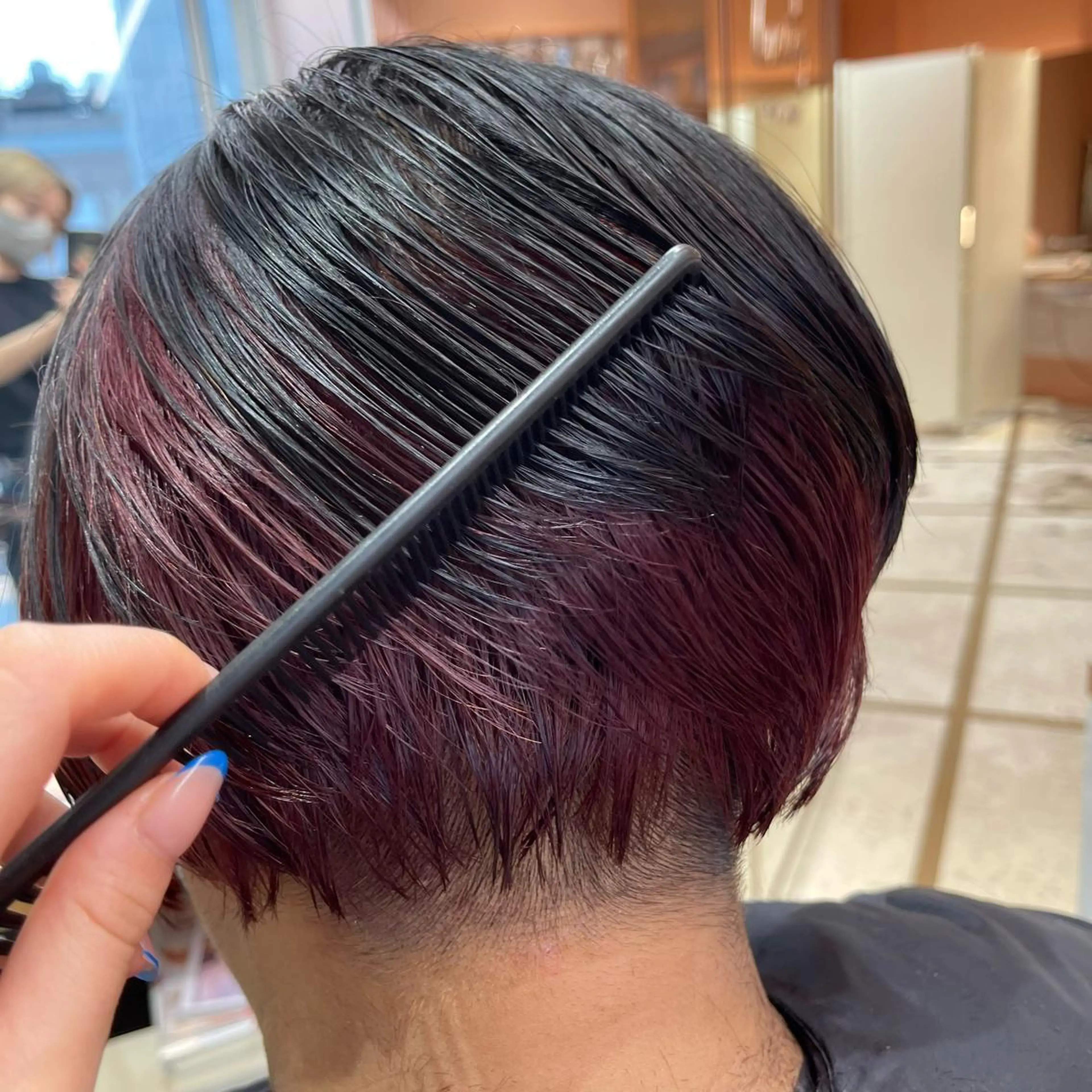 ショート カラー 黒髪 レッドカラー lunty miichiのヘアスタイル