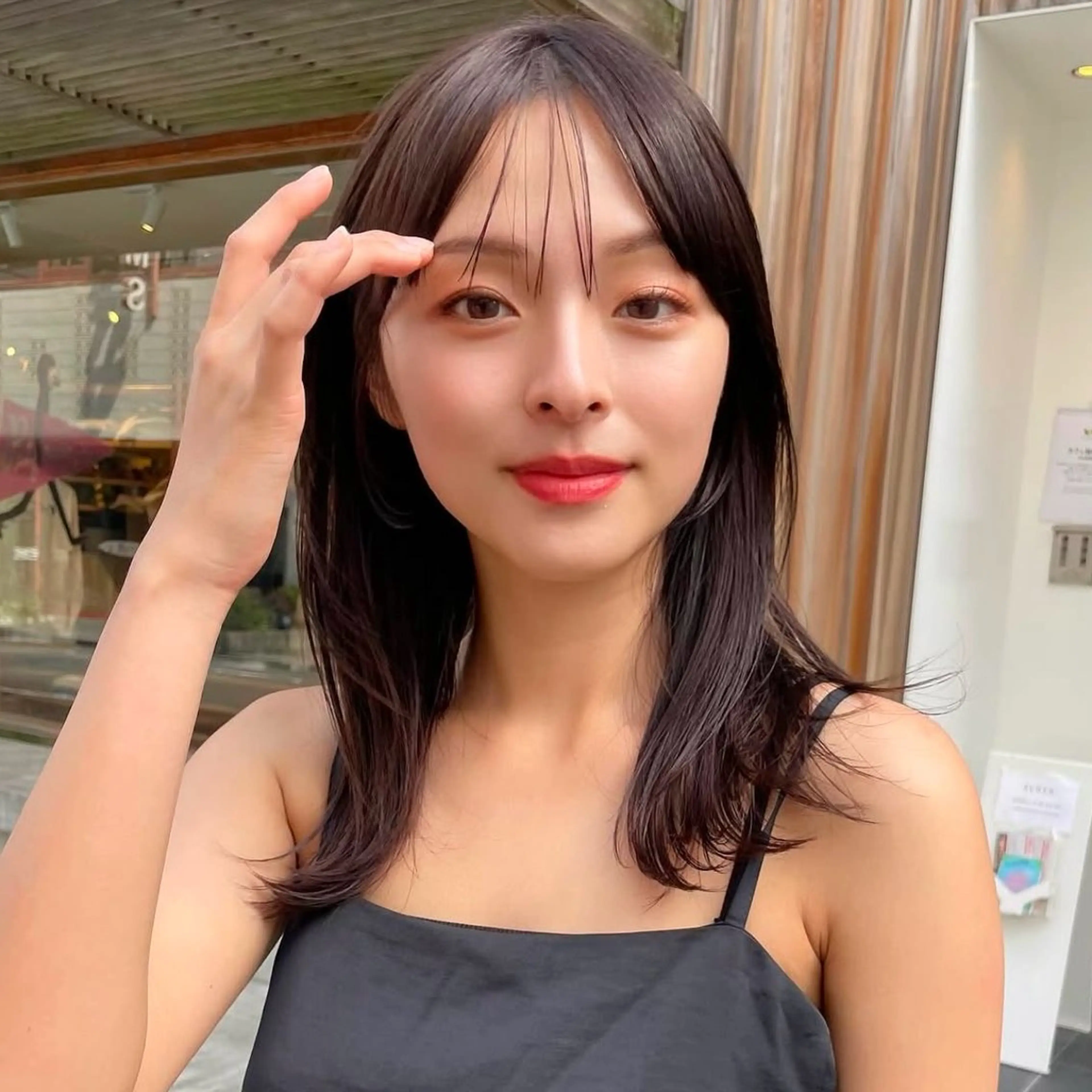 ミディアム レイヤーカット Kinoのヘアスタイル