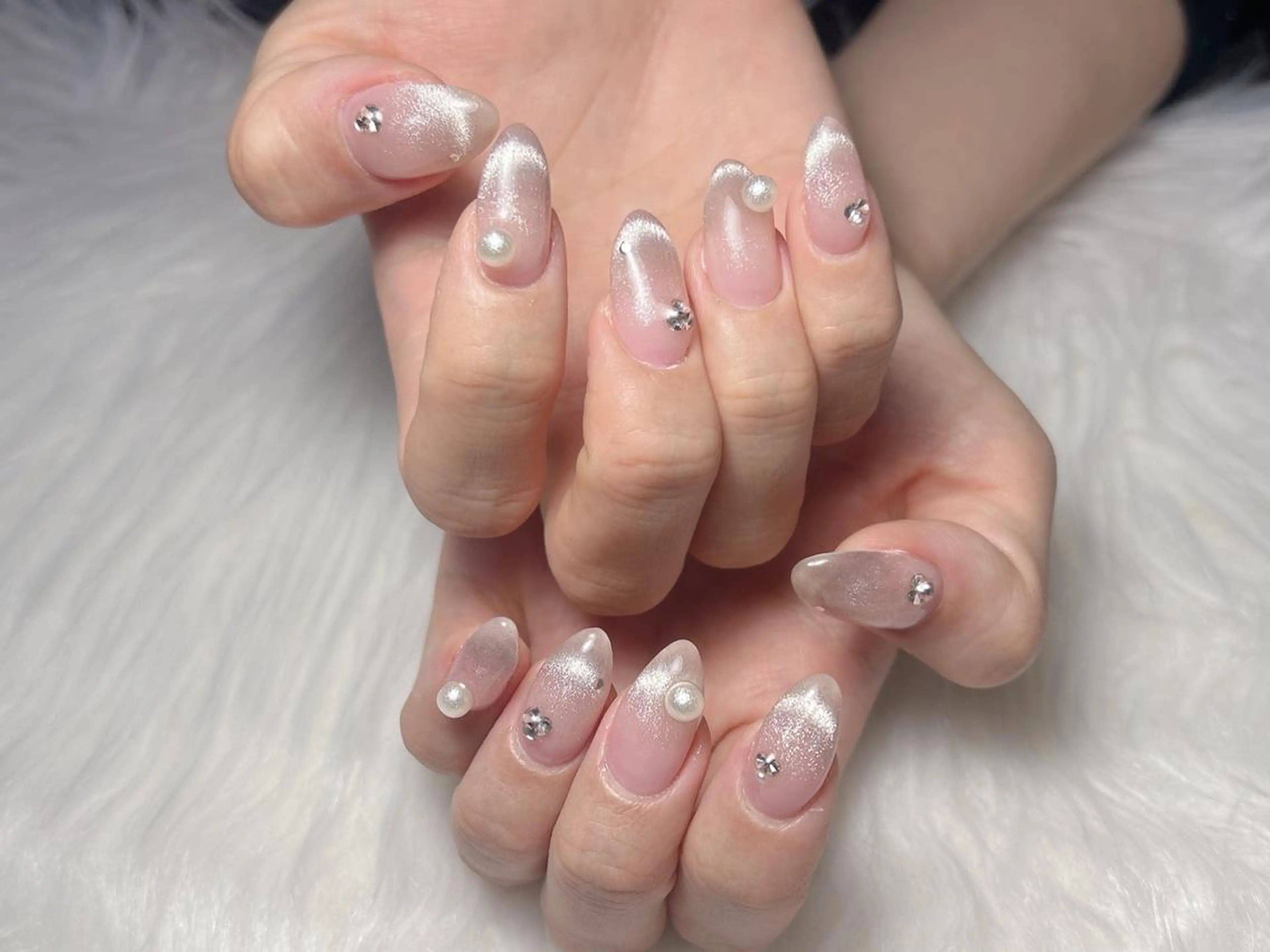 ネイル フレンチネイル グラデーション 氷ネイル・うるうるネイル マグネットネイル オフィスネイル 🎀Yumi✨ 長さ出し専門のネイルデザイン