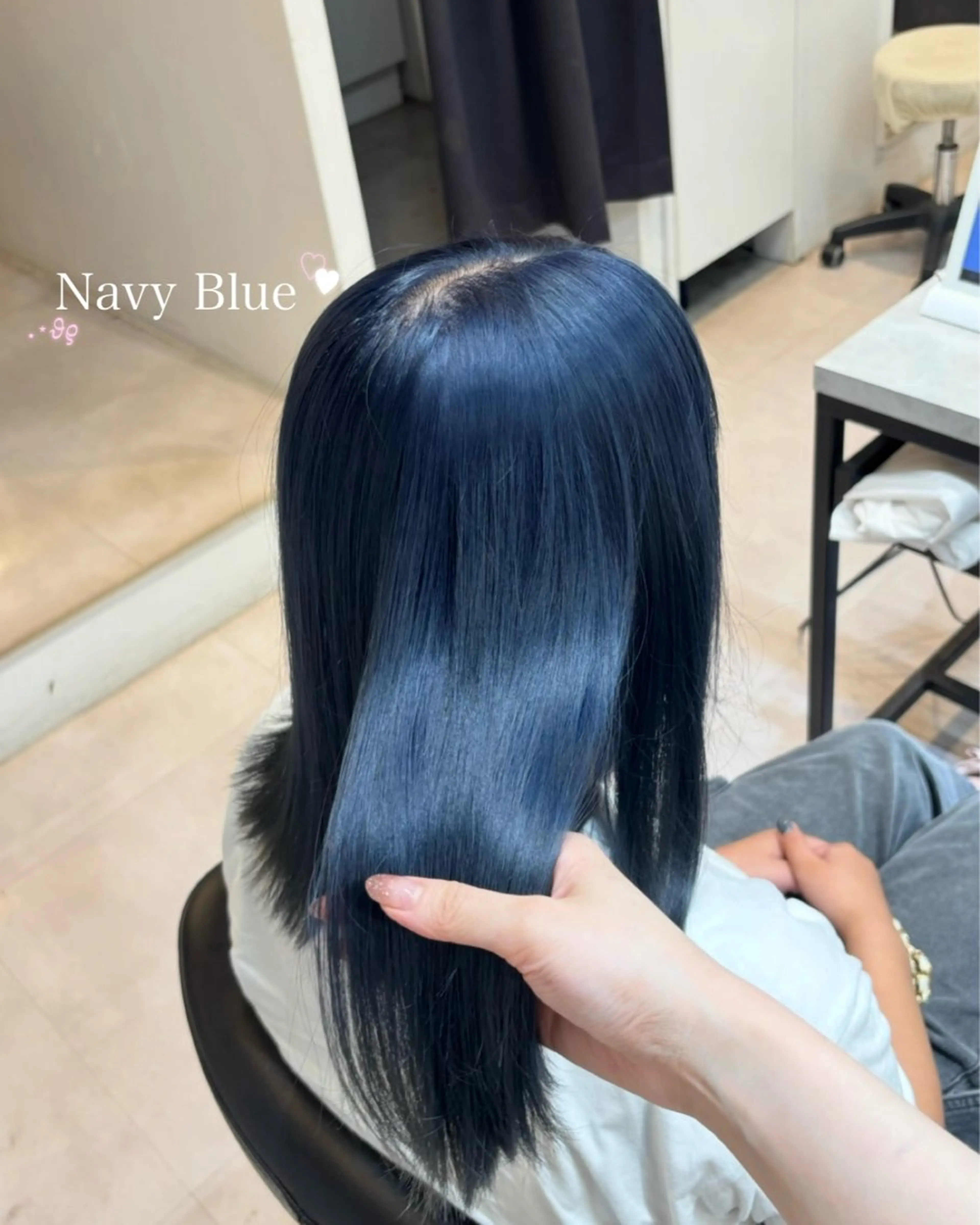 セミロング カラー ブルーカラー ネイビーカラー ヘアカラー ダブルカラー💖 / 髪質改善🪞✨/伽音のヘアスタイル