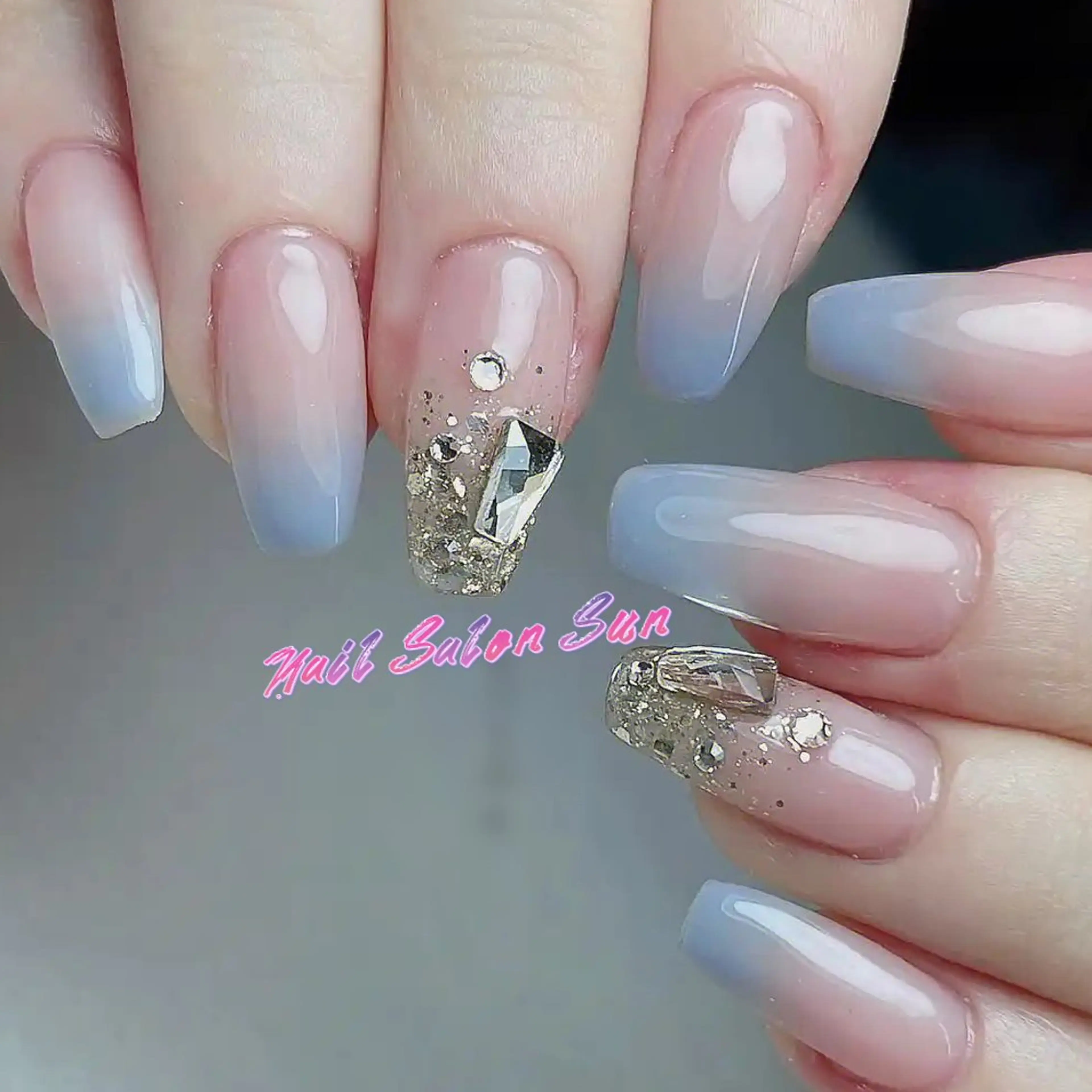 ネイル グラデーション ハンドネイル Sun Nail サン ネイルサロンのネイルデザイン