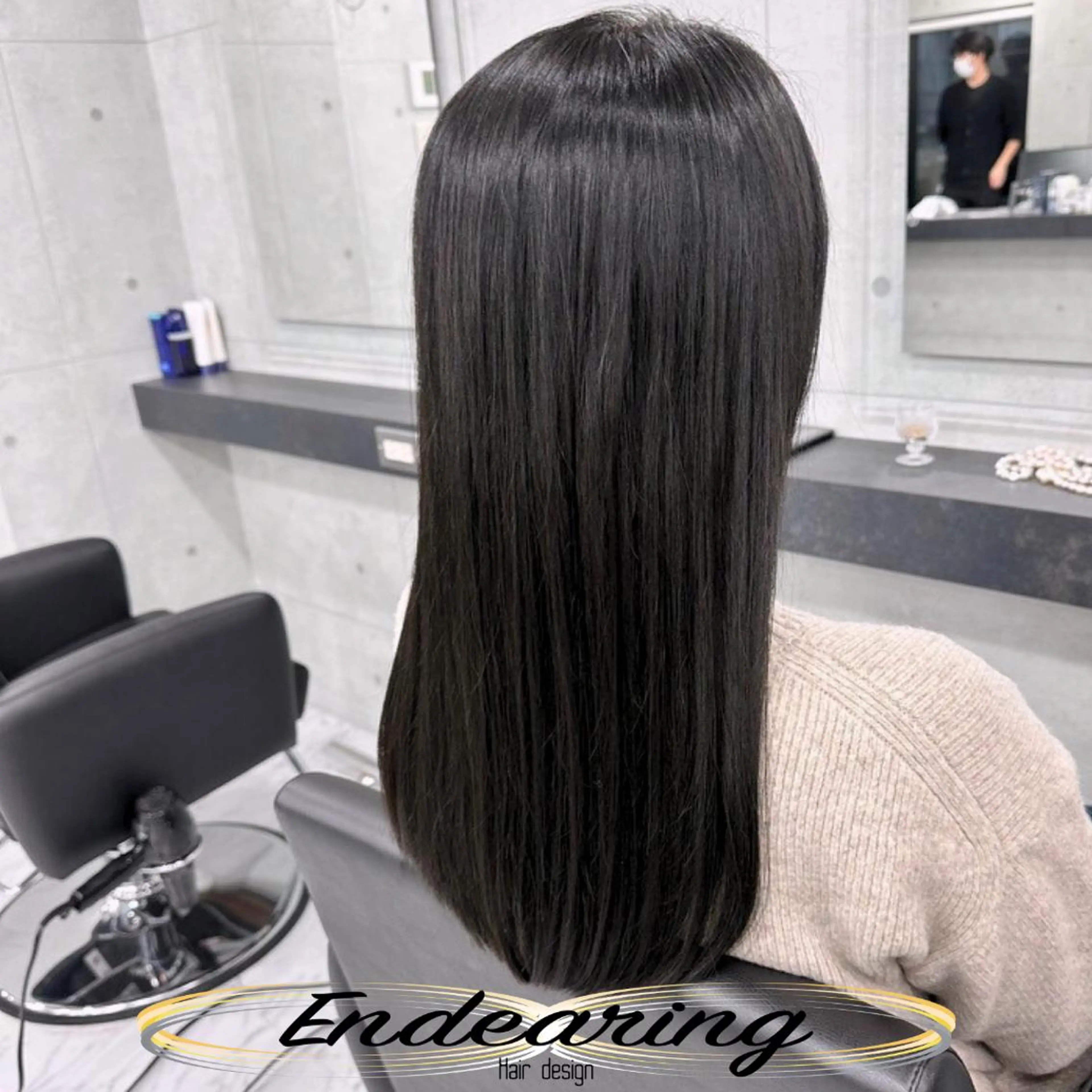 カラー 黒髪 透明感カラー ダークグレー カット ヘアカラー Endearing 銀座/レイヤーカットのヘアスタイル