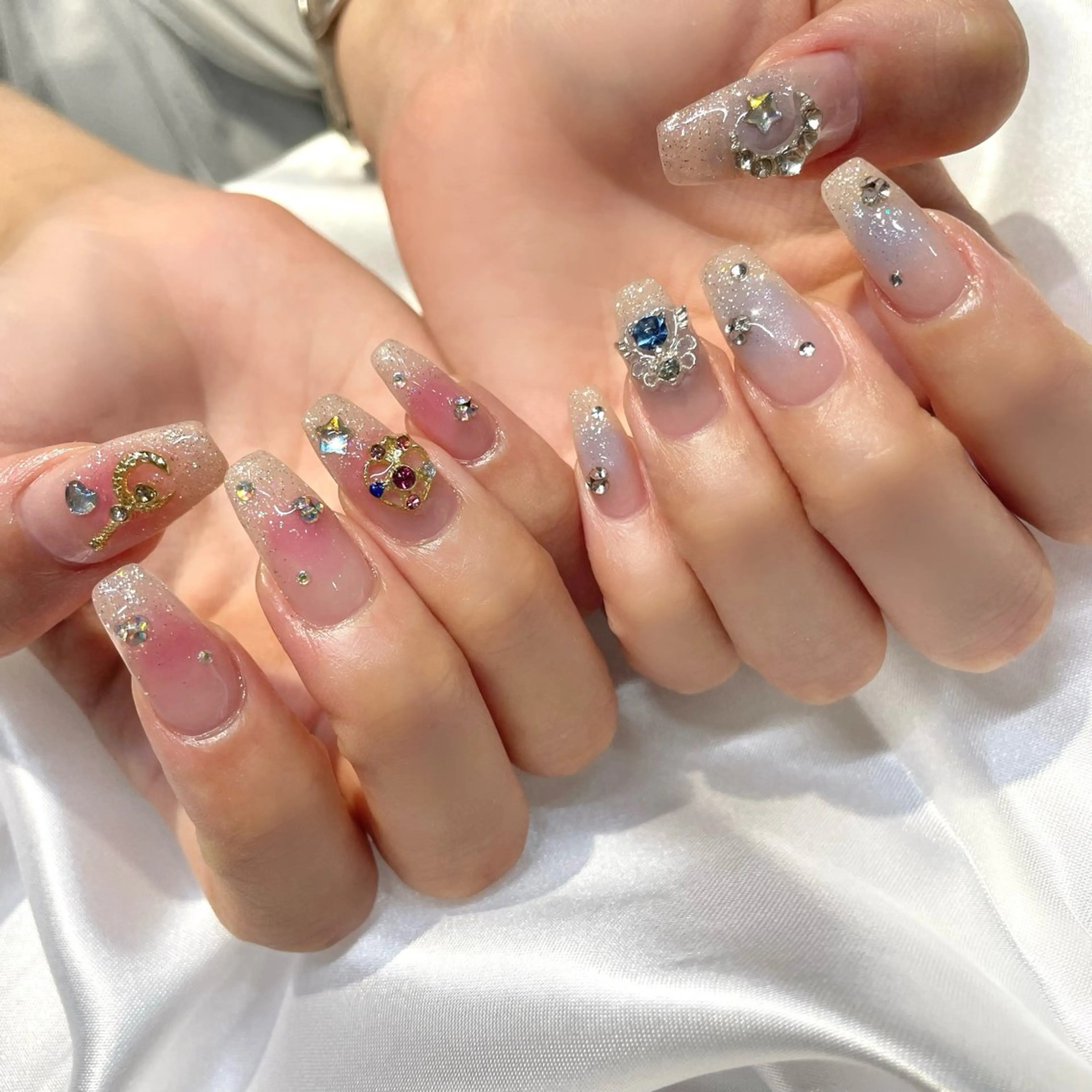 ネイル ハンドネイル Twinkling( private salon)所属・伊藤 京香のネイルデザイン