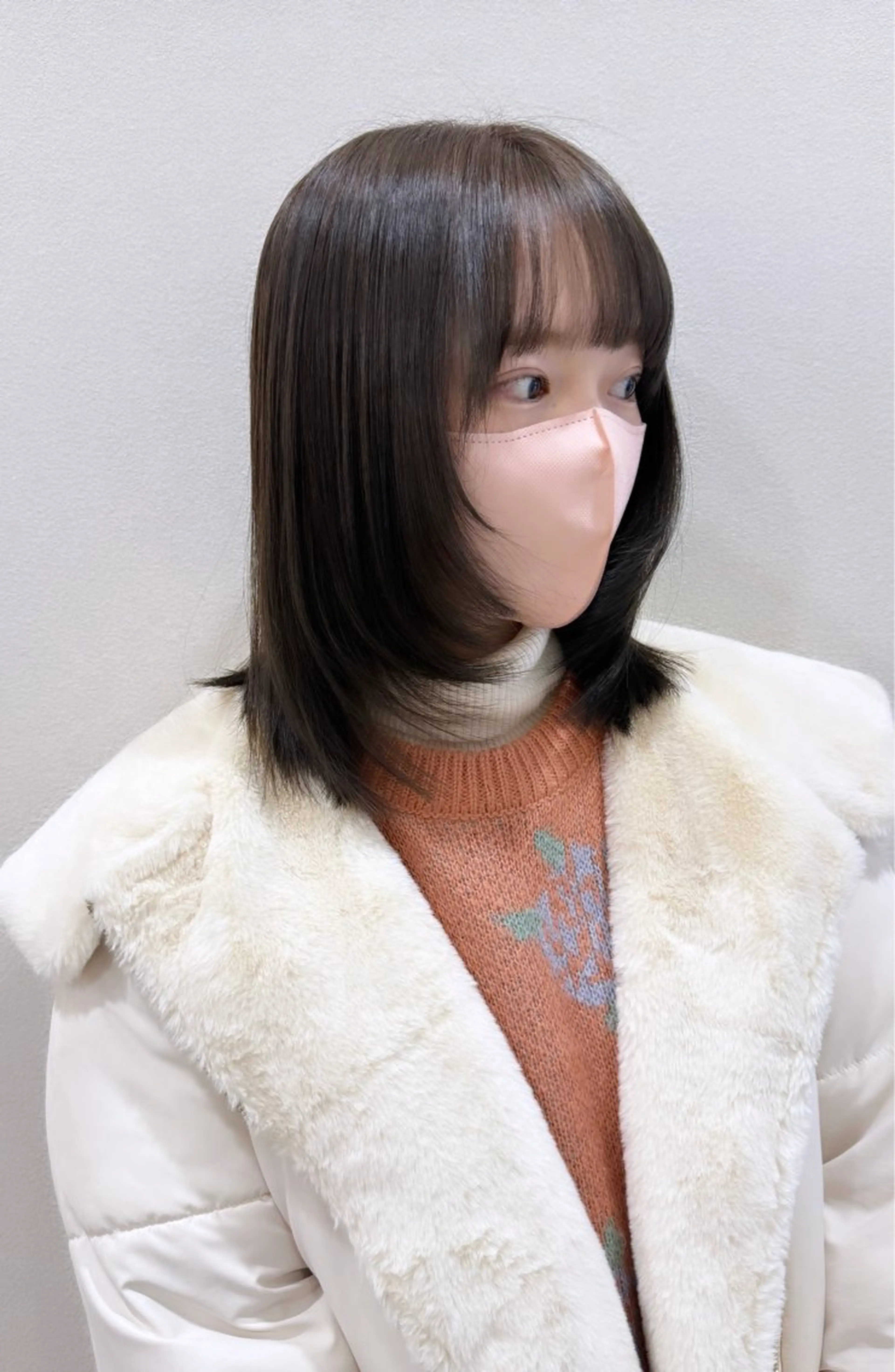 ミディアム 顔まわりレイヤー 顔周りカット レイヤーカット 丹野 圭太のヘアスタイル