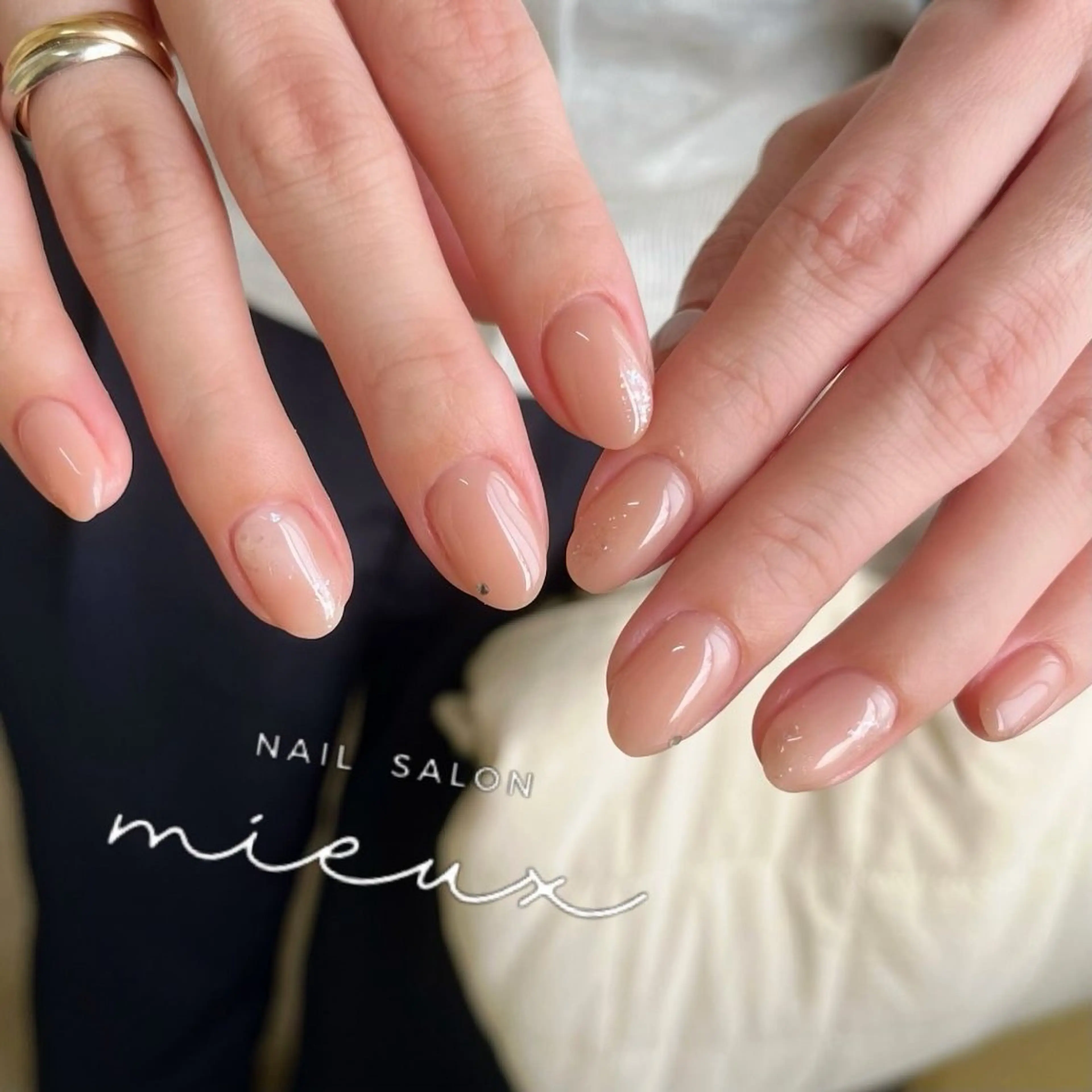 ネイル ハンドネイル mieux ariiiのネイルデザイン
