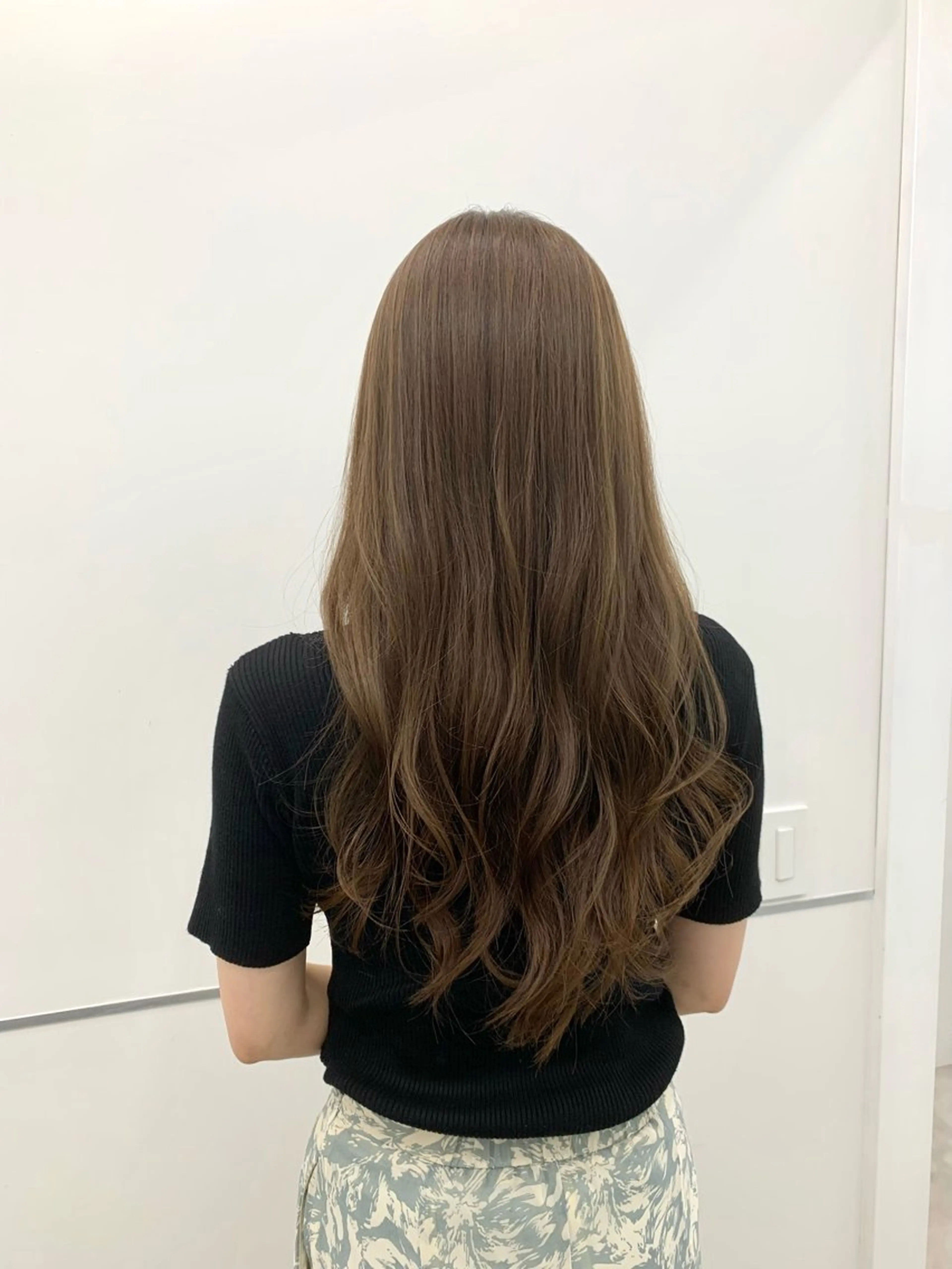 ロング カラー アッシュ ベージュカラー ヘアカラー ヘッドスパ 本格ヘッドスパ🌿 ×ヘア　佐藤のヘアスタイル