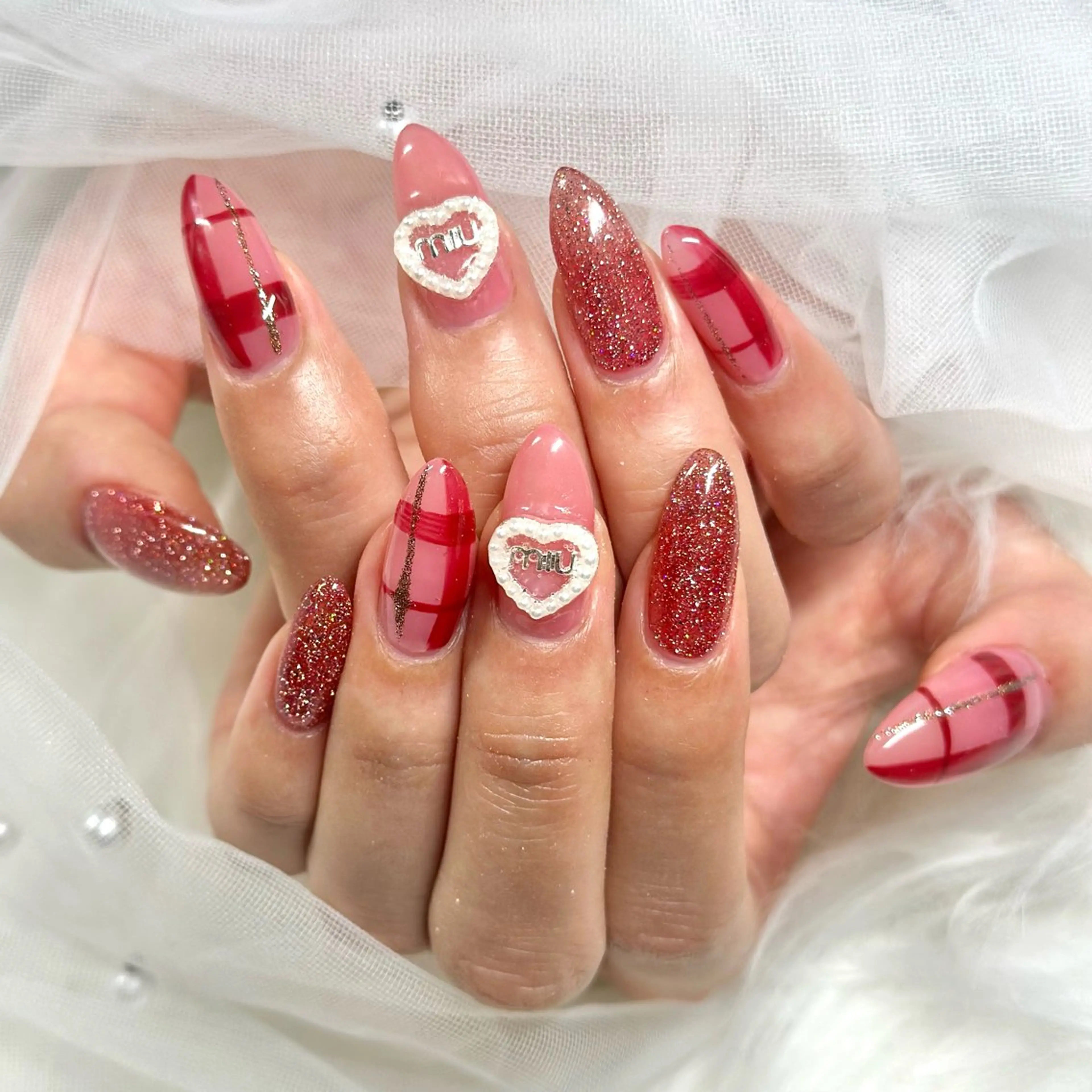 ネイル MIGHTY COLORのネイルデザイン