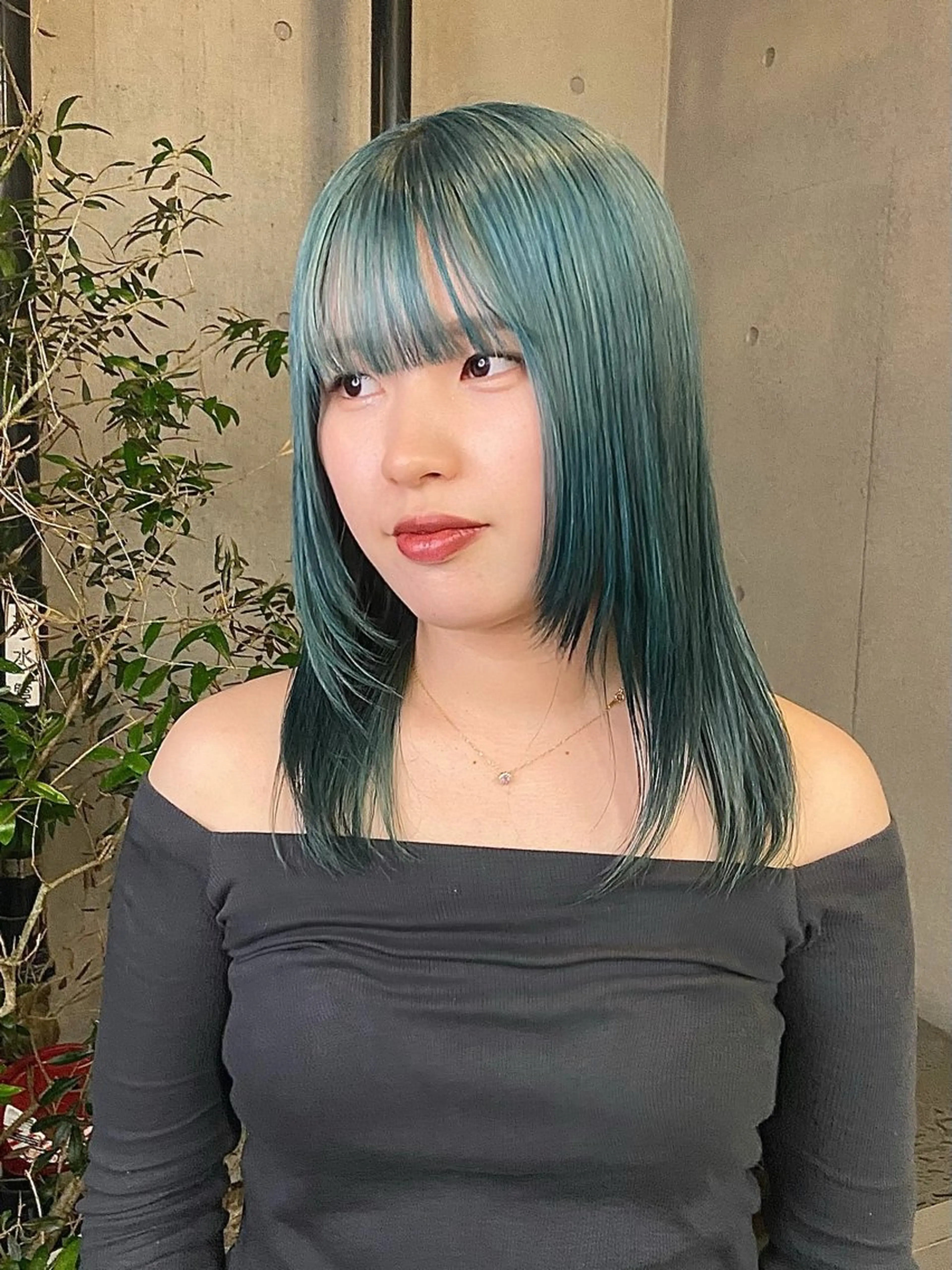 ミディアム カラー ブリーチ Arisa _のヘアスタイル