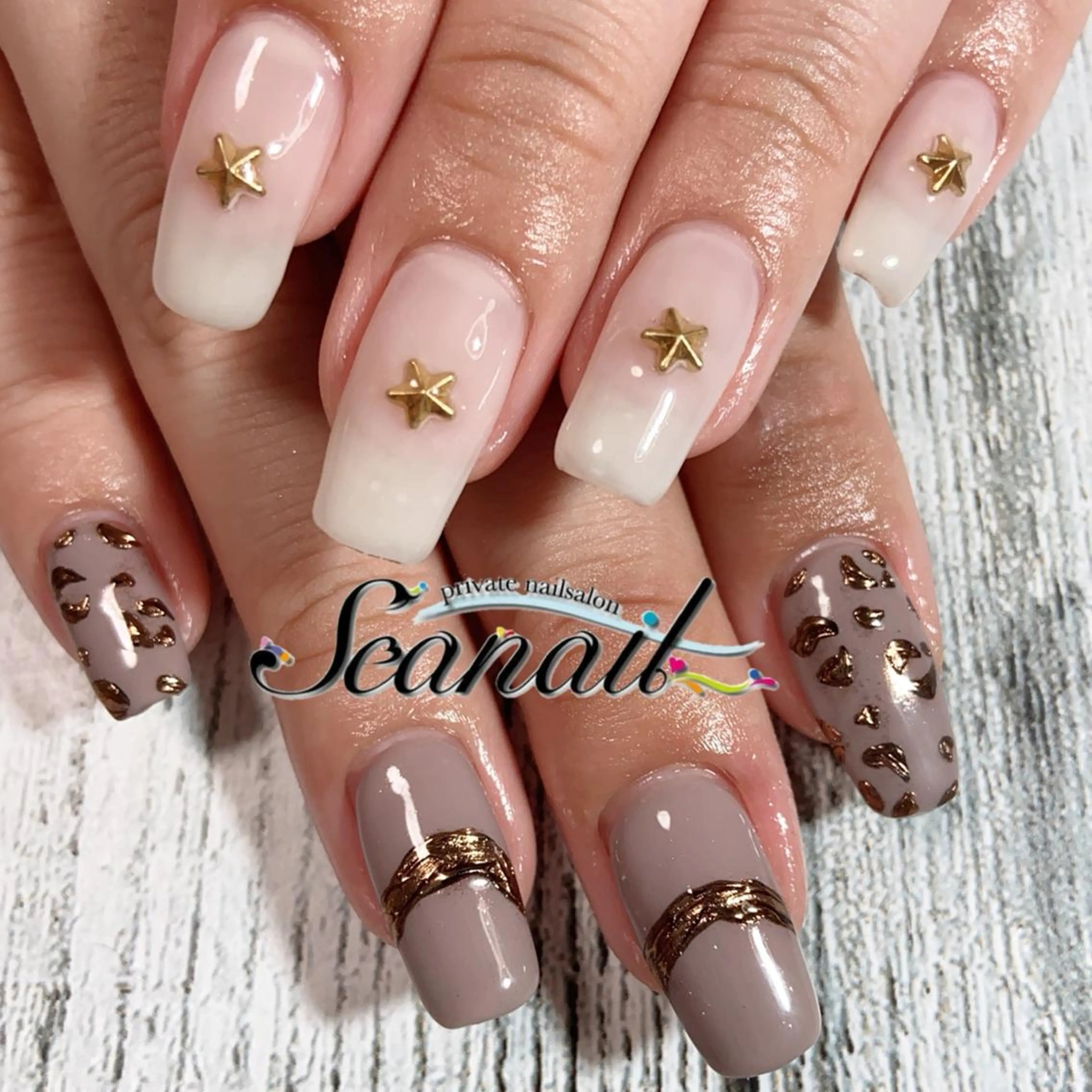 ネイル アニマル柄 アートネイル フットネイル ジェルネイル 持ち込み 小尾 栞のネイルデザイン