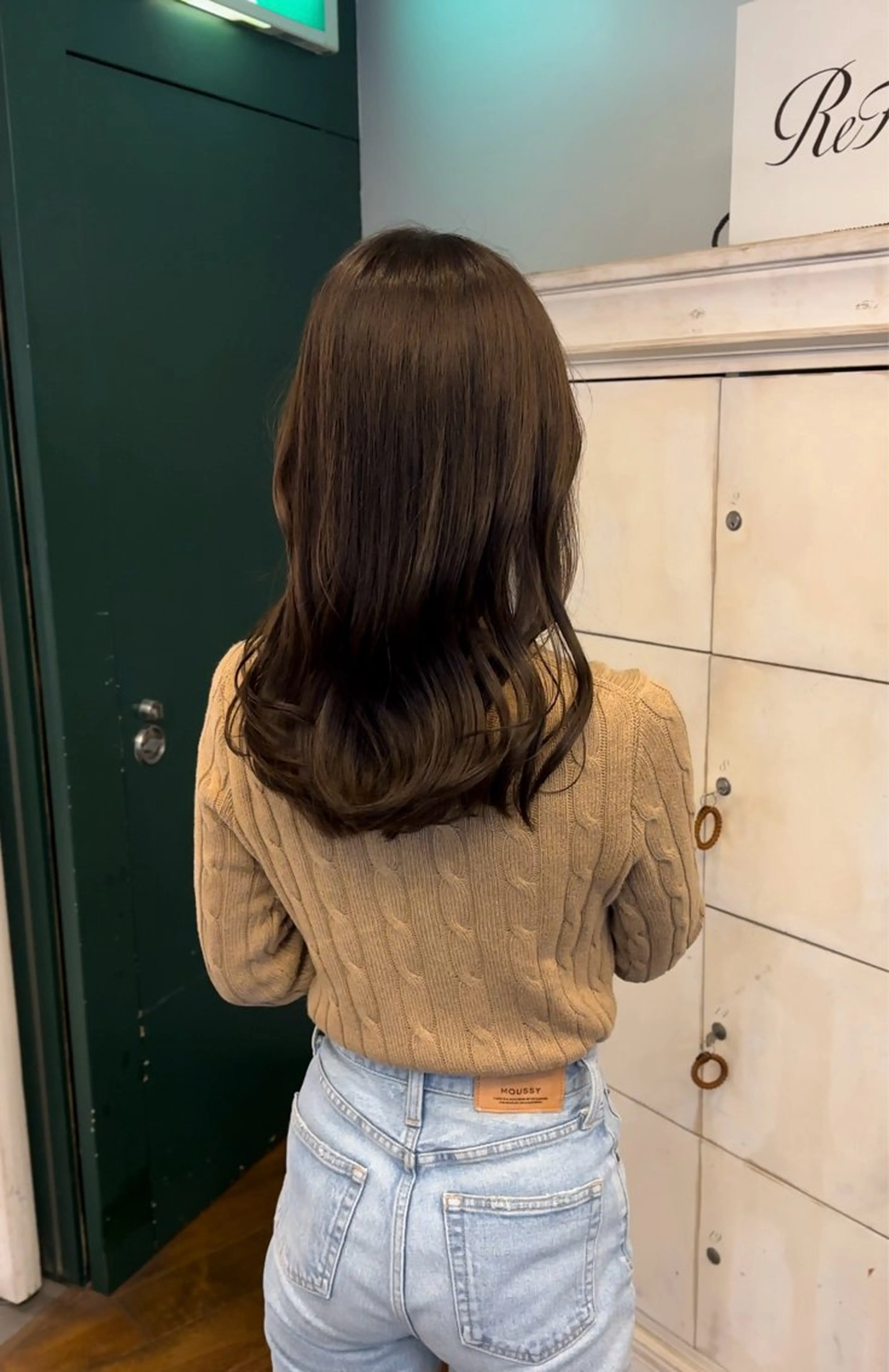 セミロング La tienne igrek所属・髪質改善🪞 川村恵理華のヘアスタイル