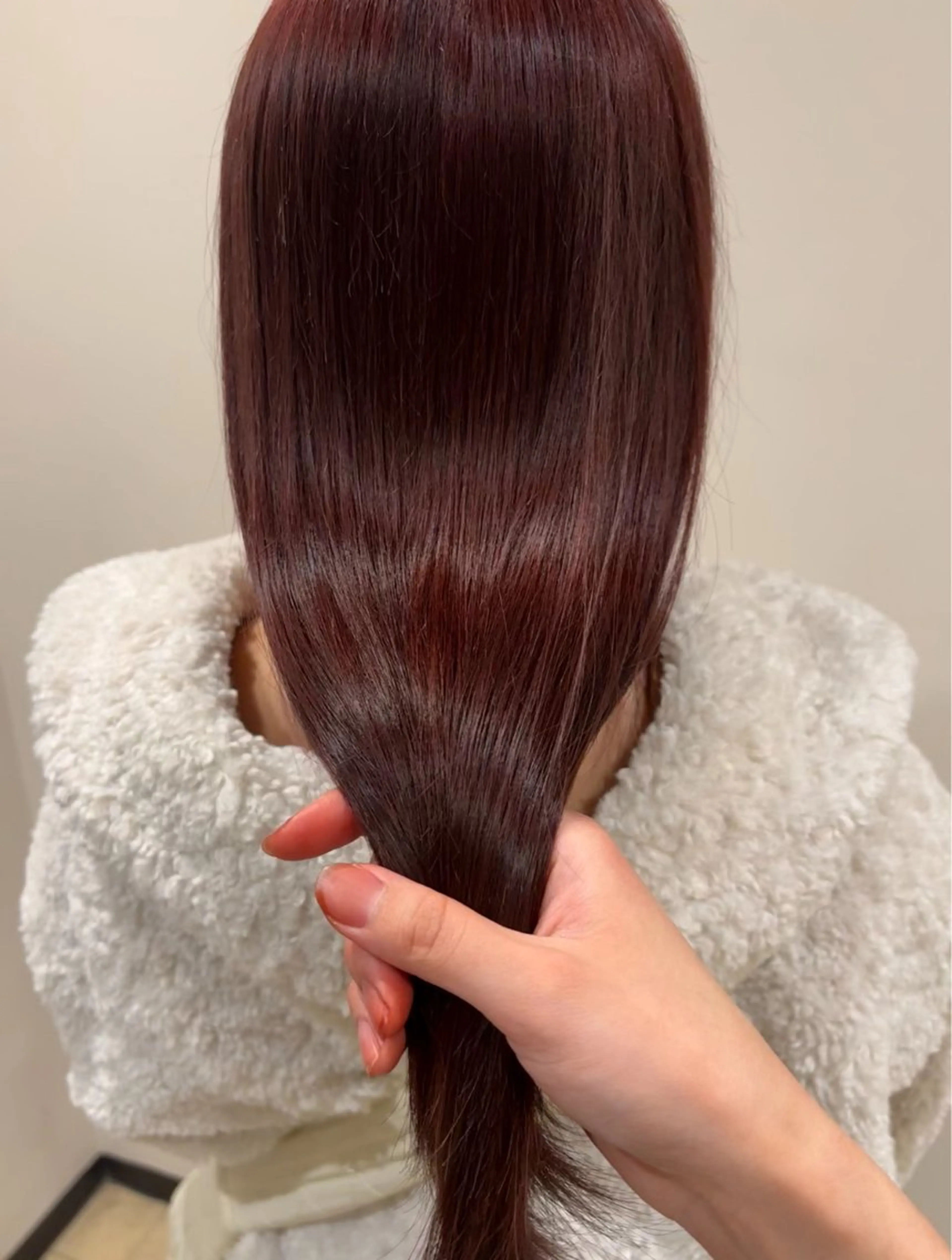 セミロング カラー ヘアアレンジ 山口 樹里のヘアスタイル