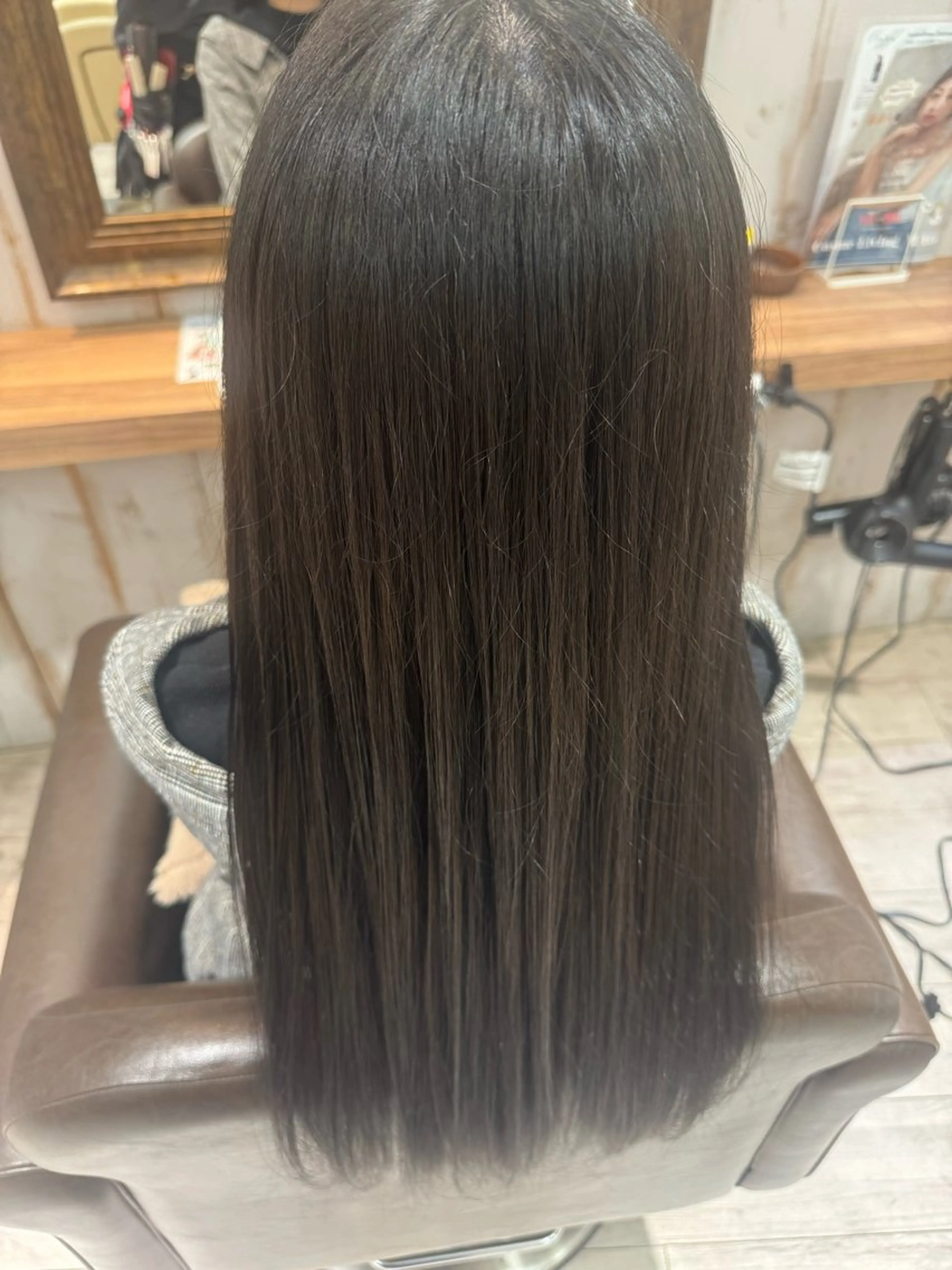 ロング カラー 豊田 さくらのヘアスタイル