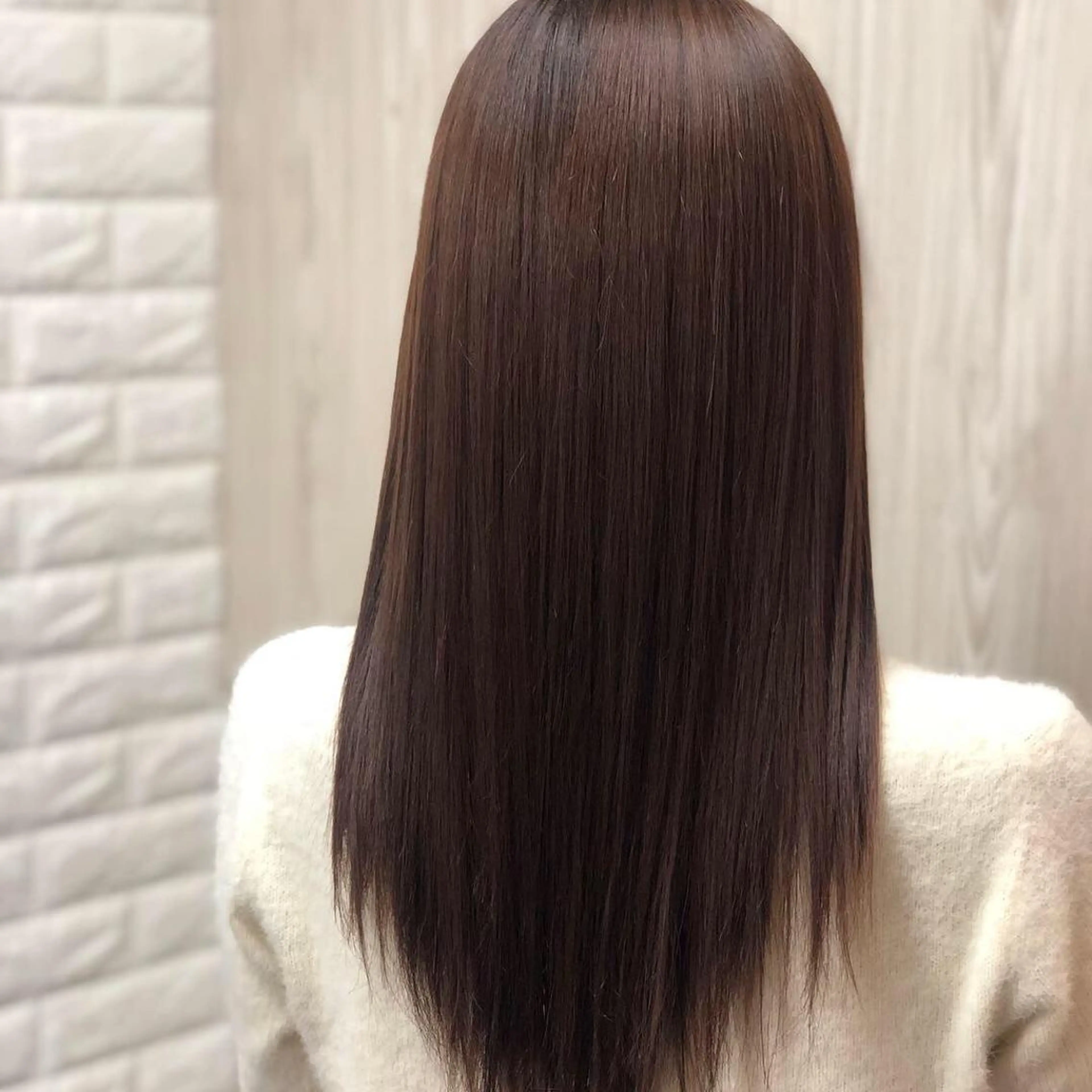 セミロング カラー カット 縮毛矯正 トリートメント 大島 智志のヘアスタイル