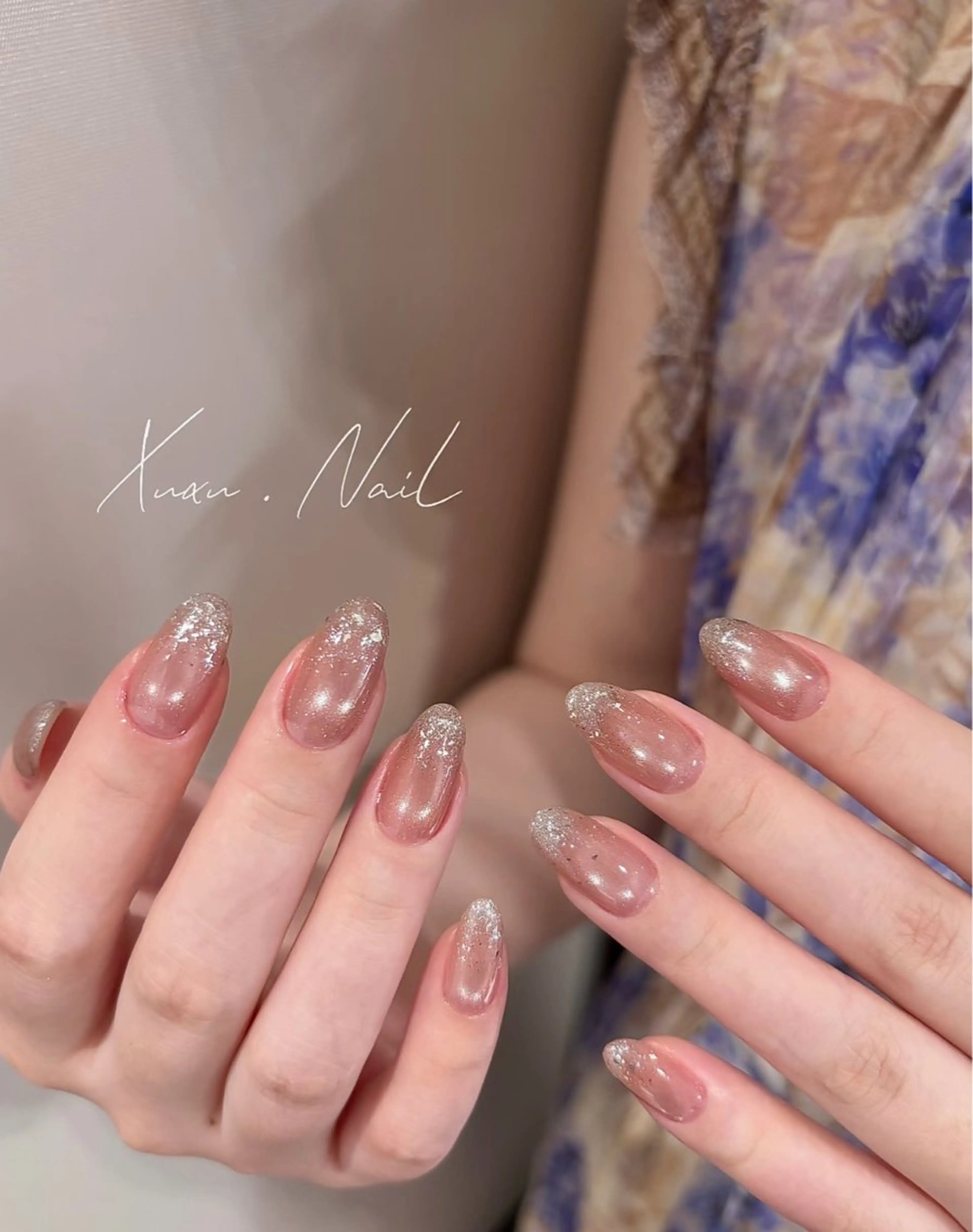 HAND🔮マグネット➕ラメグラデーション(オフあり)✨✨✨の写真