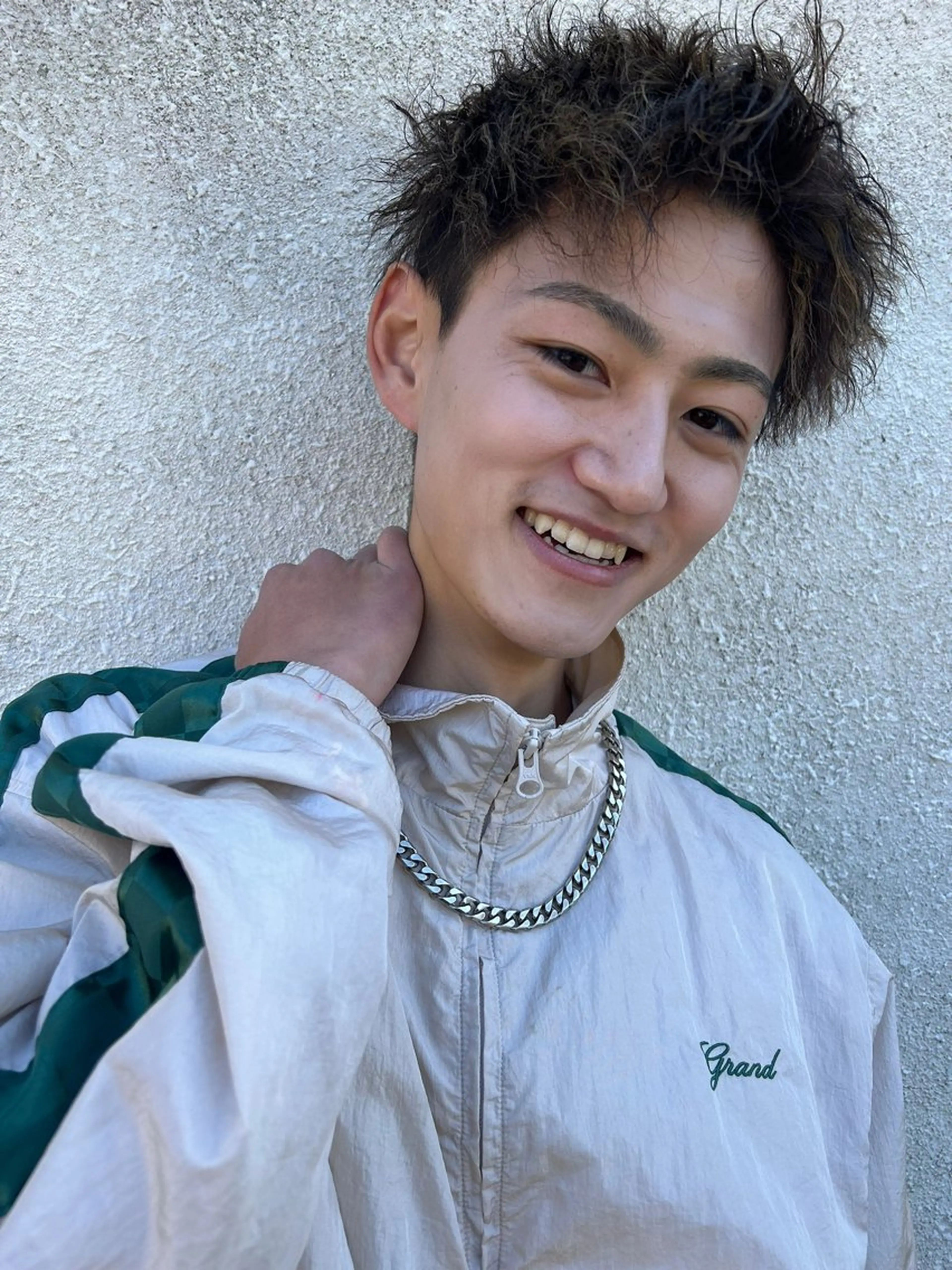 ショート パーマ メンズ メンズメッシュ メンズパーマ メンズツイストパーマ ツイストパーマ カット ヘアカラー パーマ トレンドメンズパーマ /タカシマダイスケのヘアスタイル