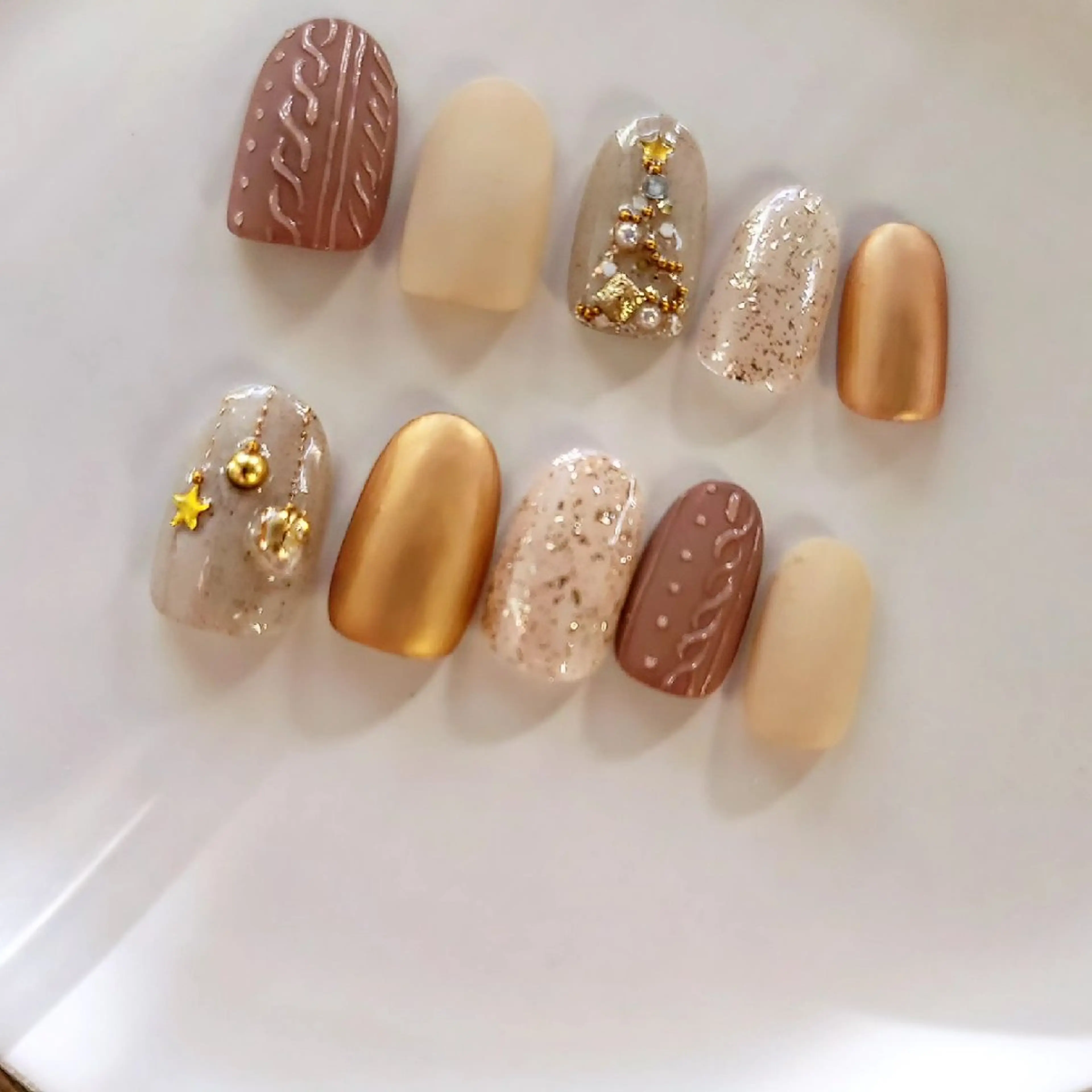 ネイル 冬ネイル クリスマス 🌲🌳🚪iiit o🌲🌳🌲のネイルデザイン