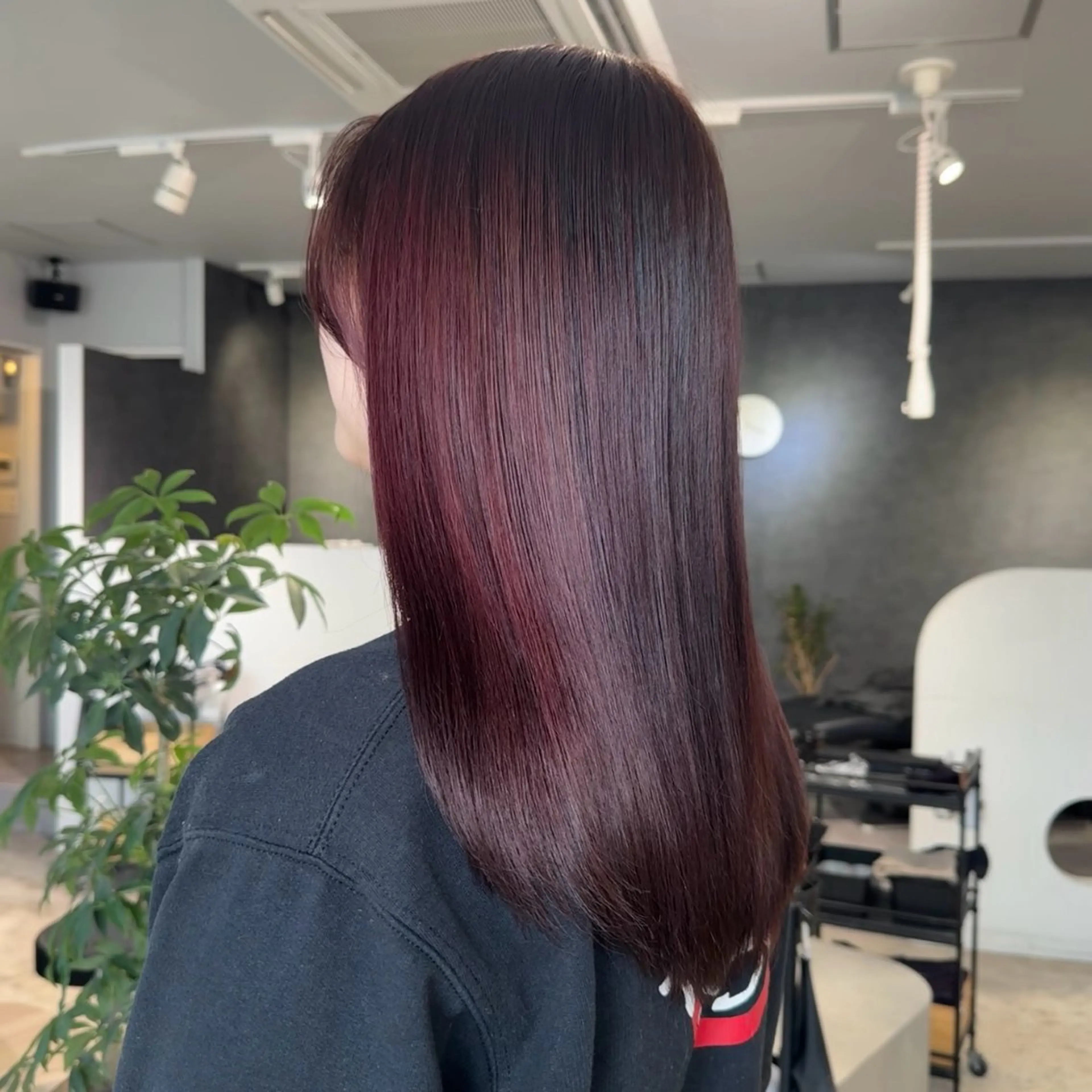 ロング カラー ヘアカラー 吉田 葉音のヘアスタイル